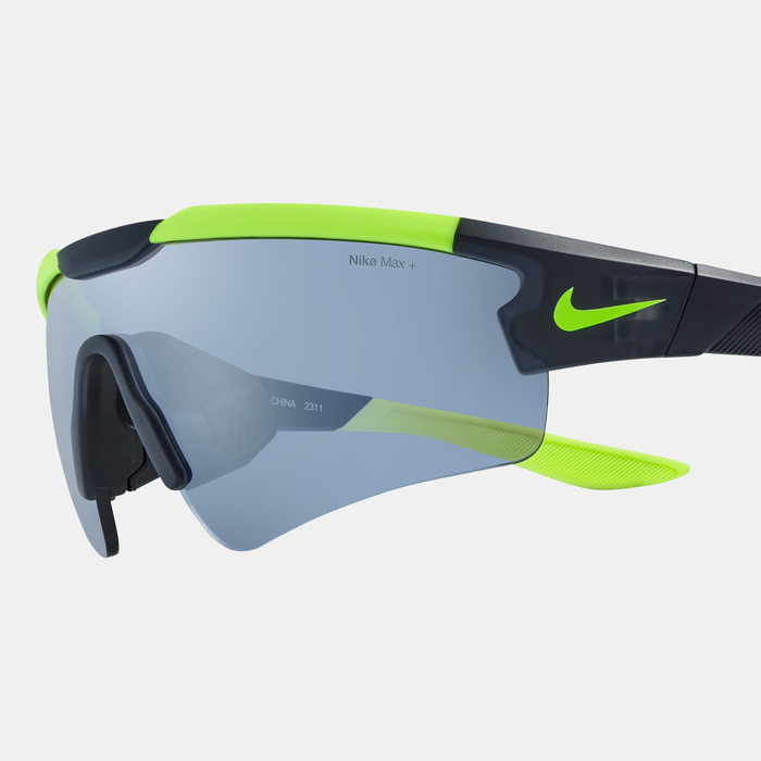 Nike Cloak image number 3 Nike Cloak image number 3