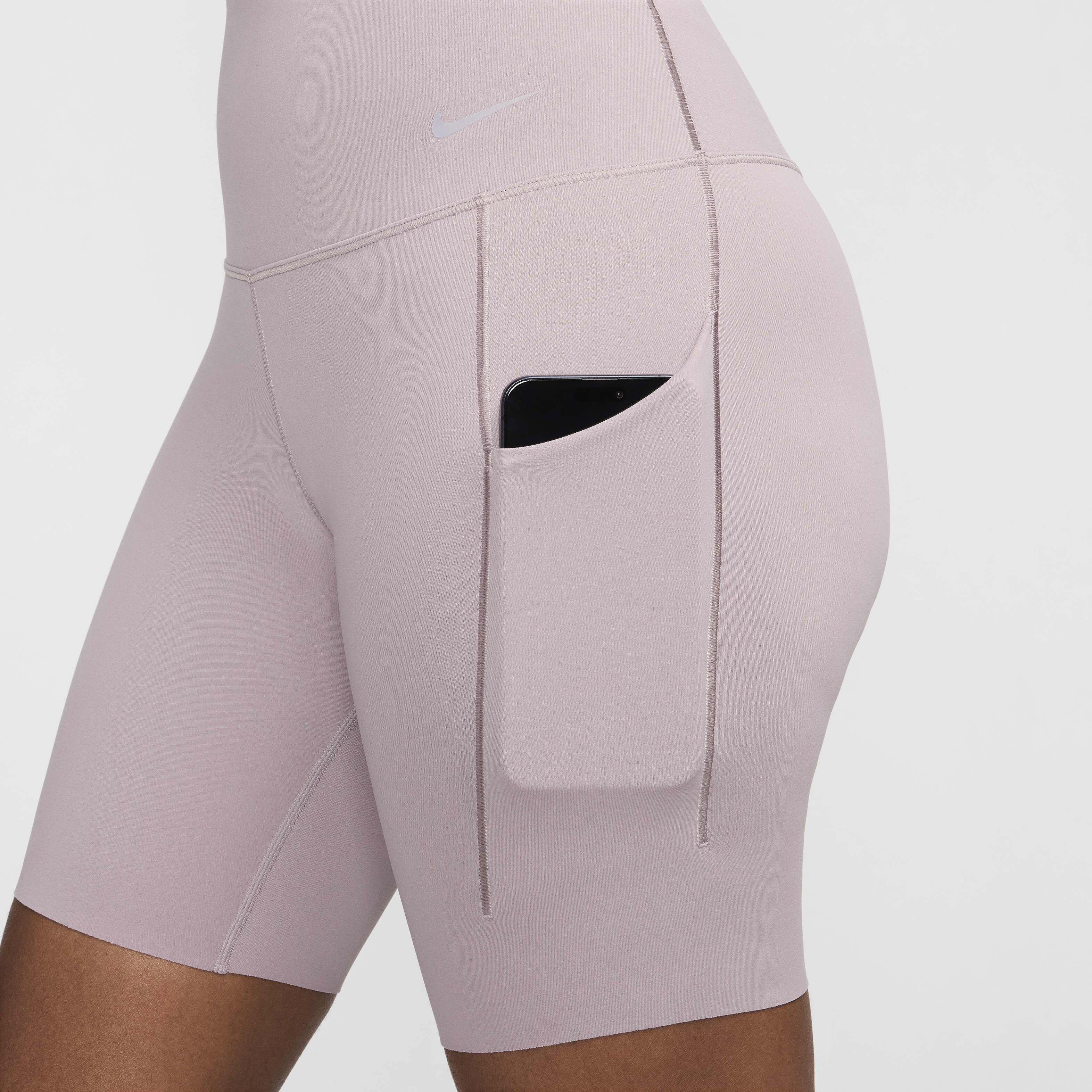 نايكي يونيفرسا image number 6