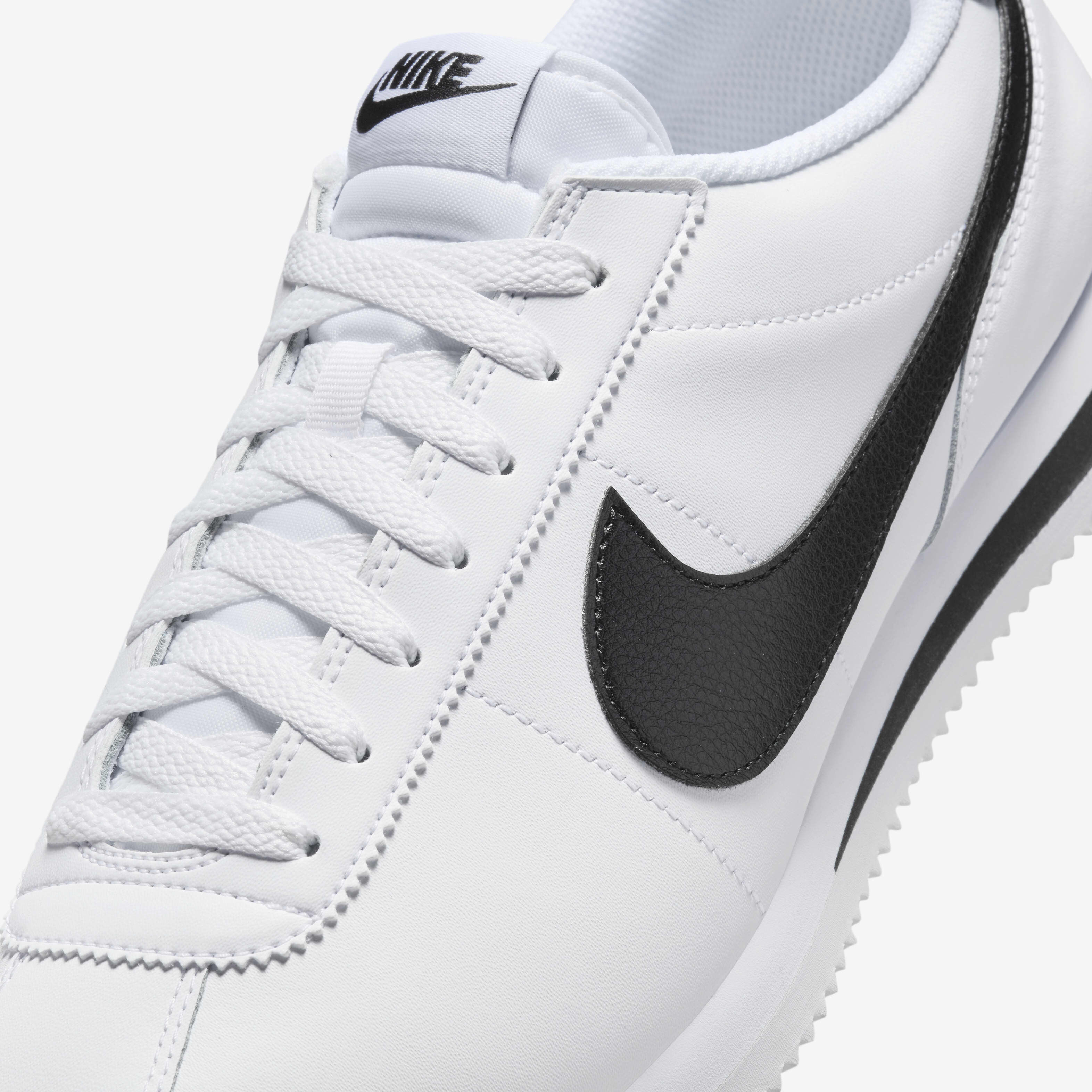 Buy Nike Cortez Leather Men s Shoes Nike UAE Official