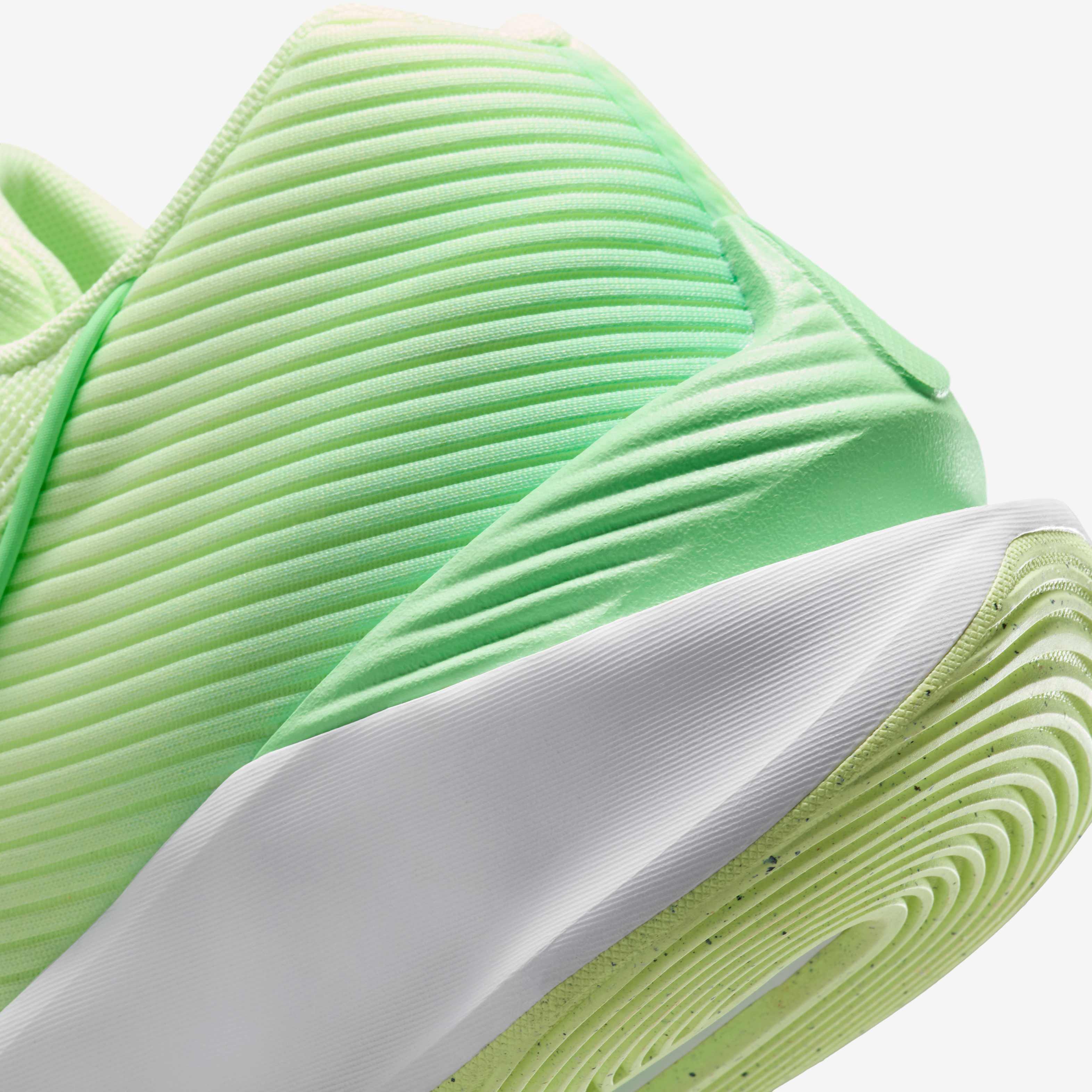 نايكي جي تي جمب أكاديمي image number 7