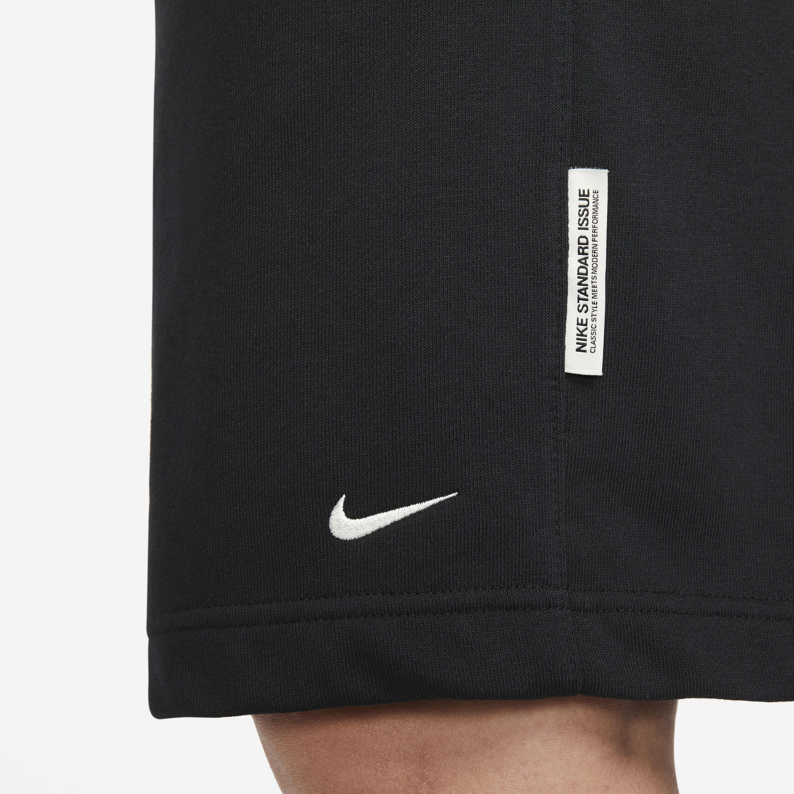 Nike Standard Issue image number 6