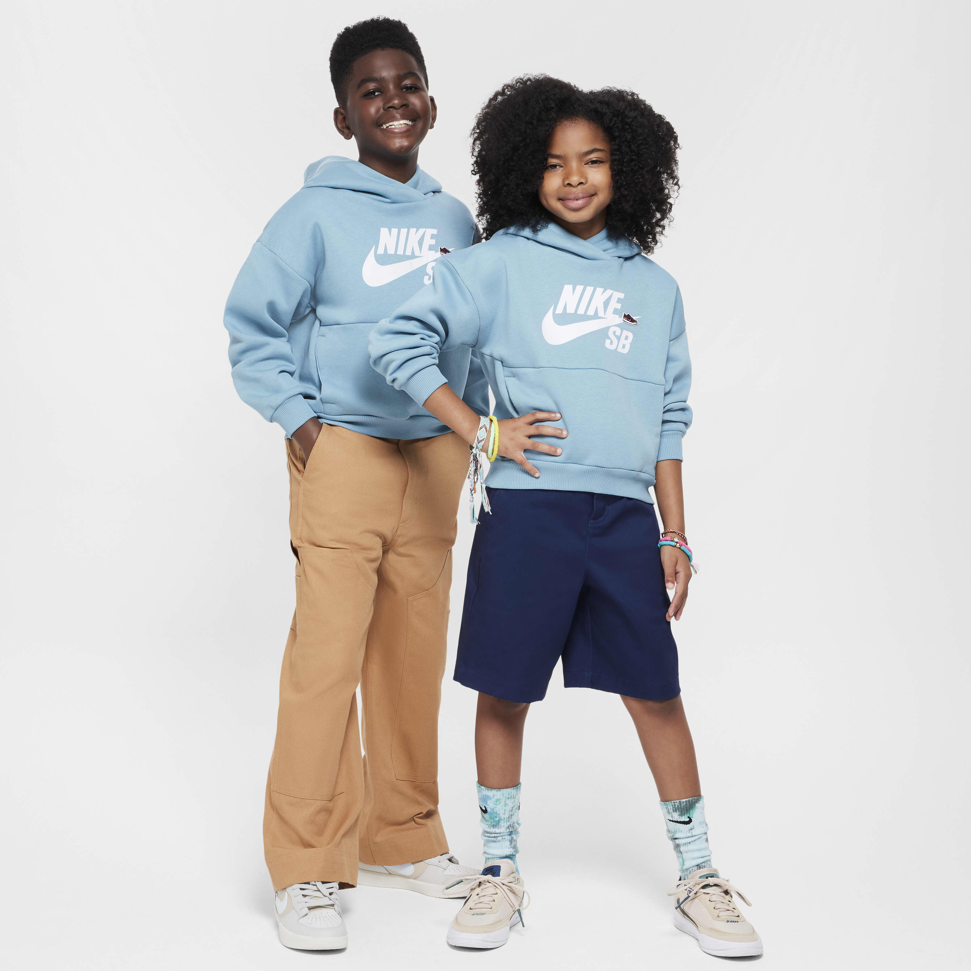 Buy Nike SB Icon Fleece EasyOn Older Kids Oversized Pullover Hoodie Nike UAE Official
