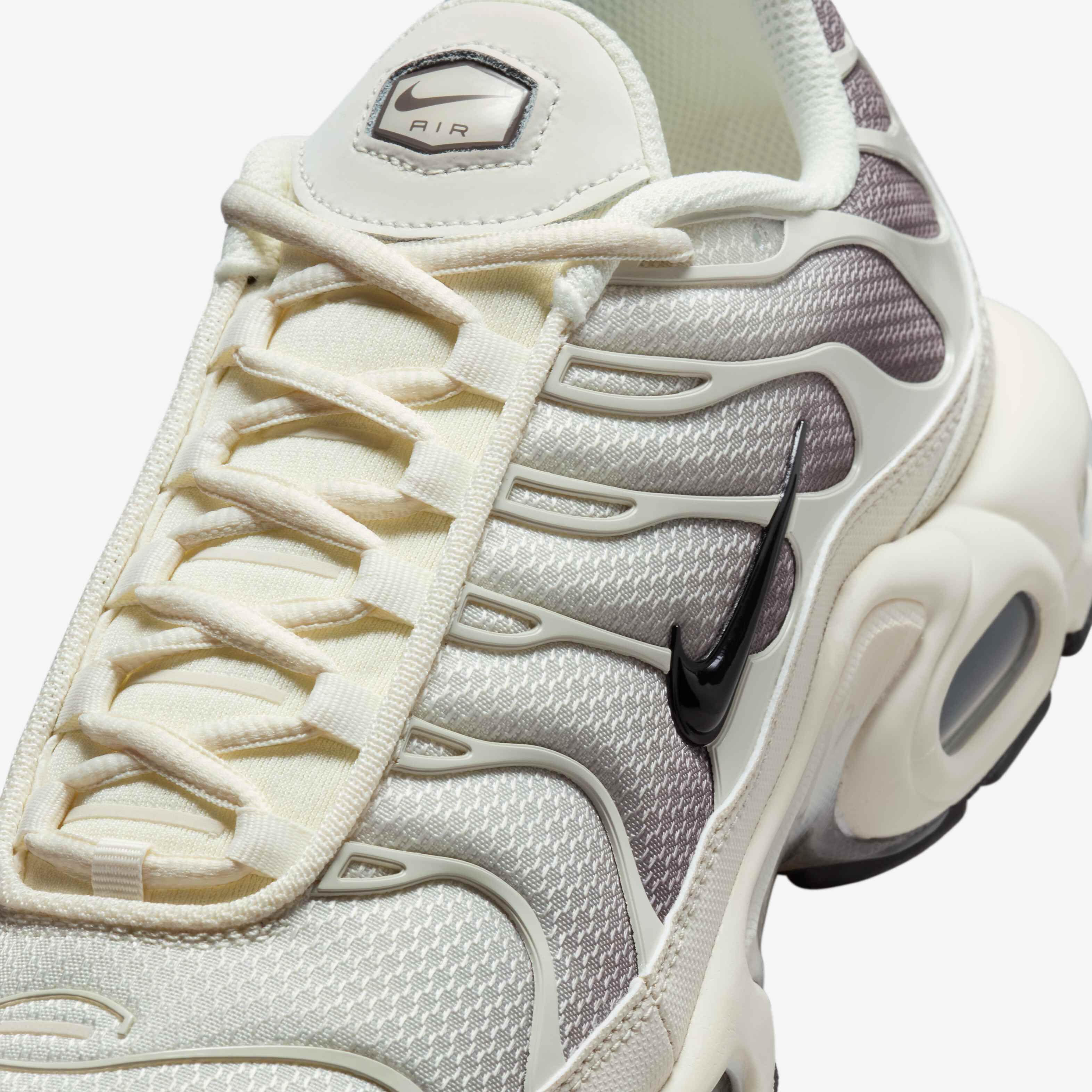 Nike Air Max Plus image number 6
