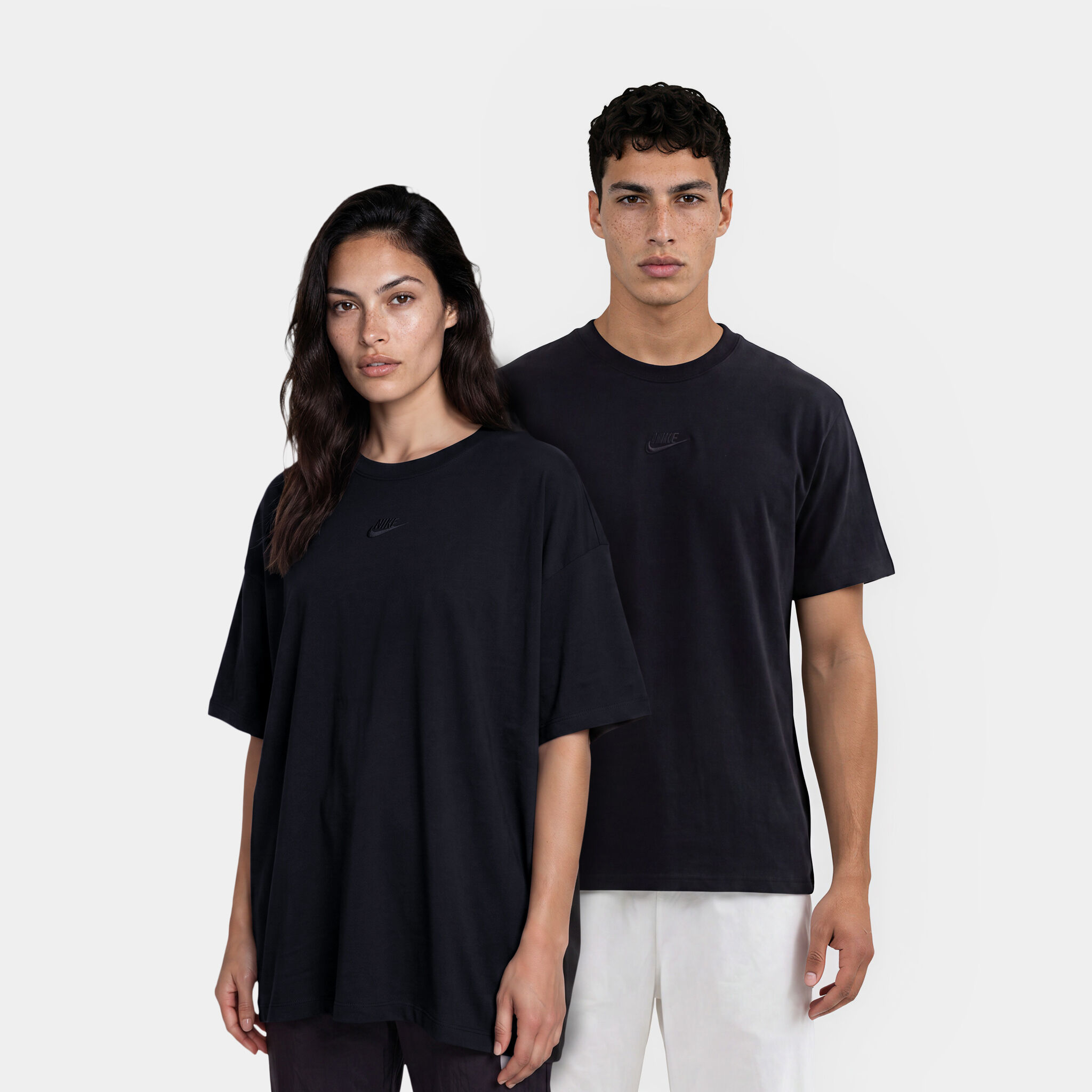 Nike City Tee - Dubai image number 4