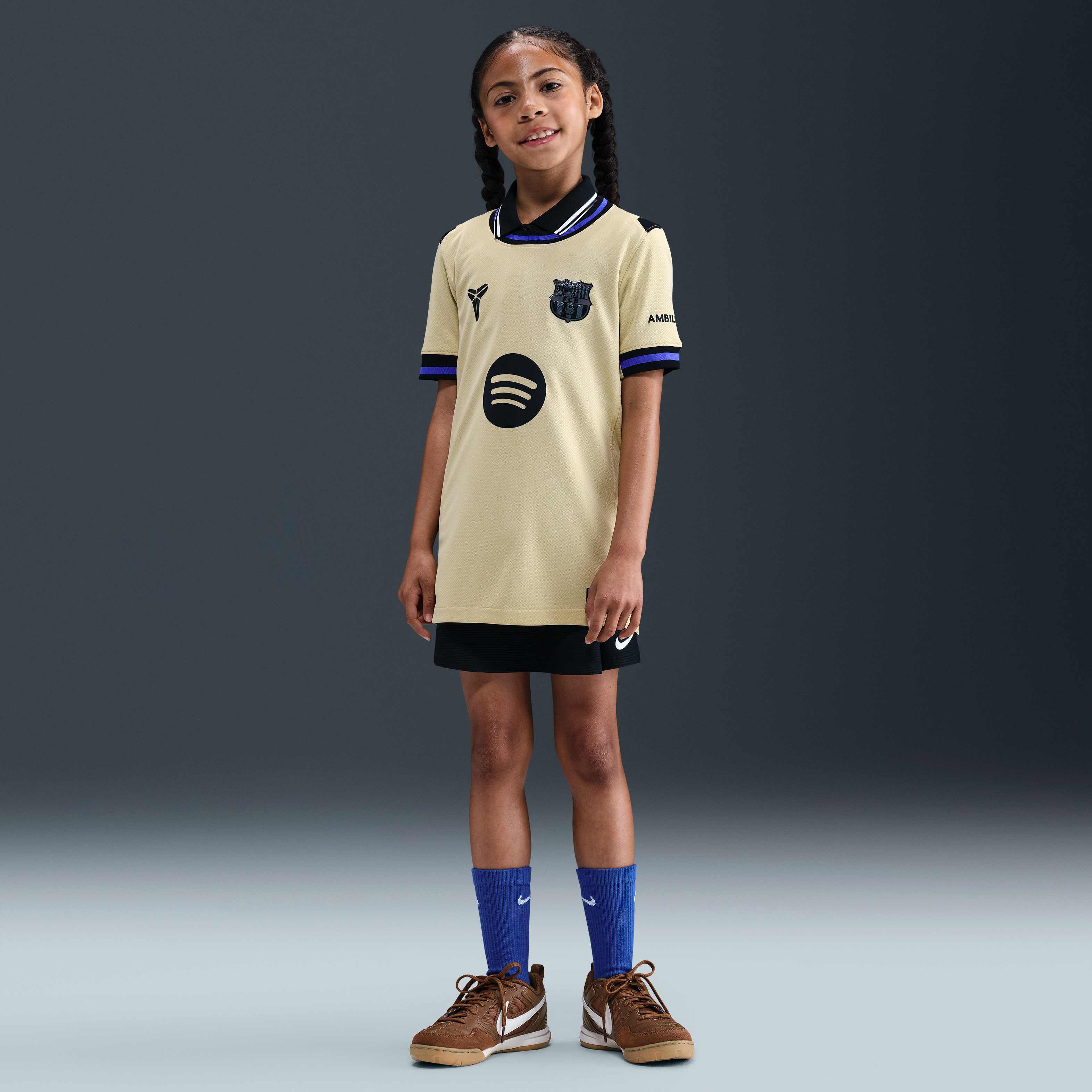 F.C. Barcelona 2025/26 Stadium Away image number 3