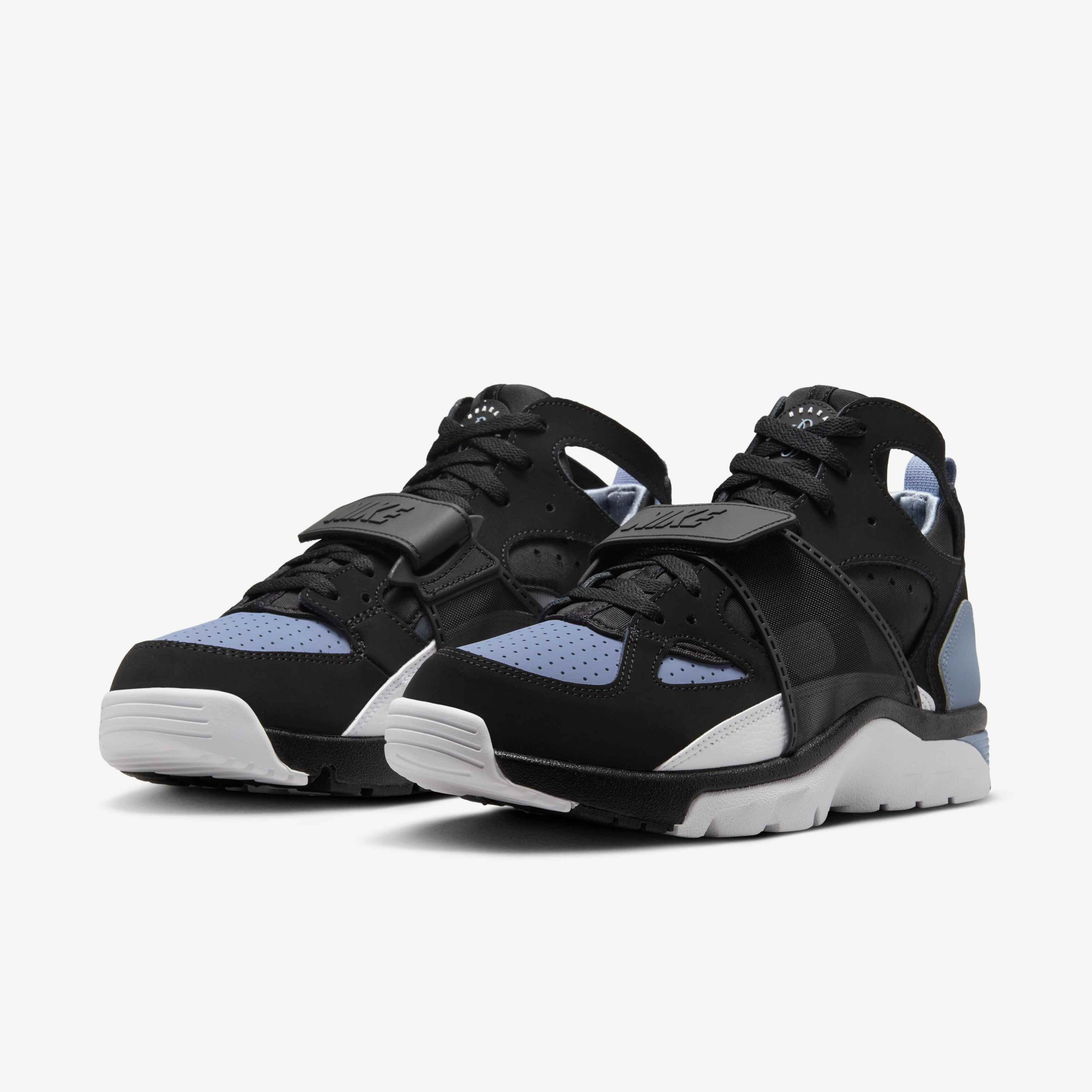 Nike Air Trainer Huarache image number 4