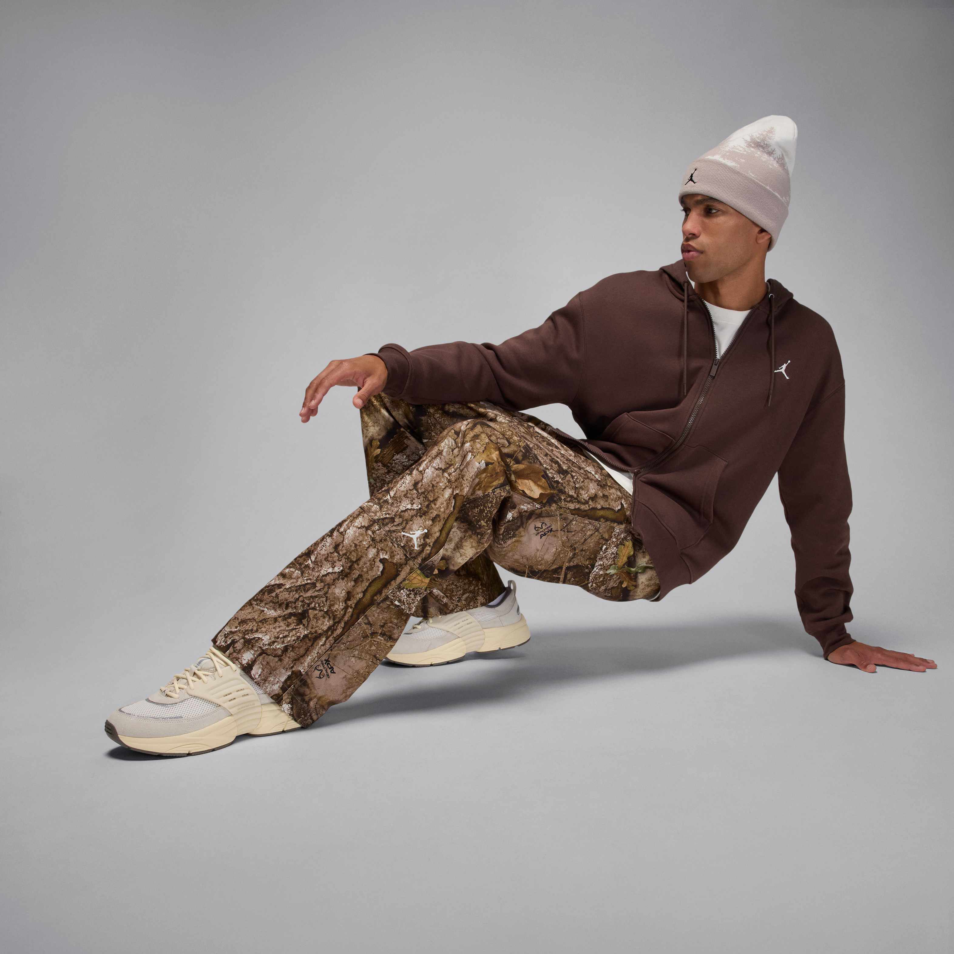 Jordan Trunner O/S image number 10