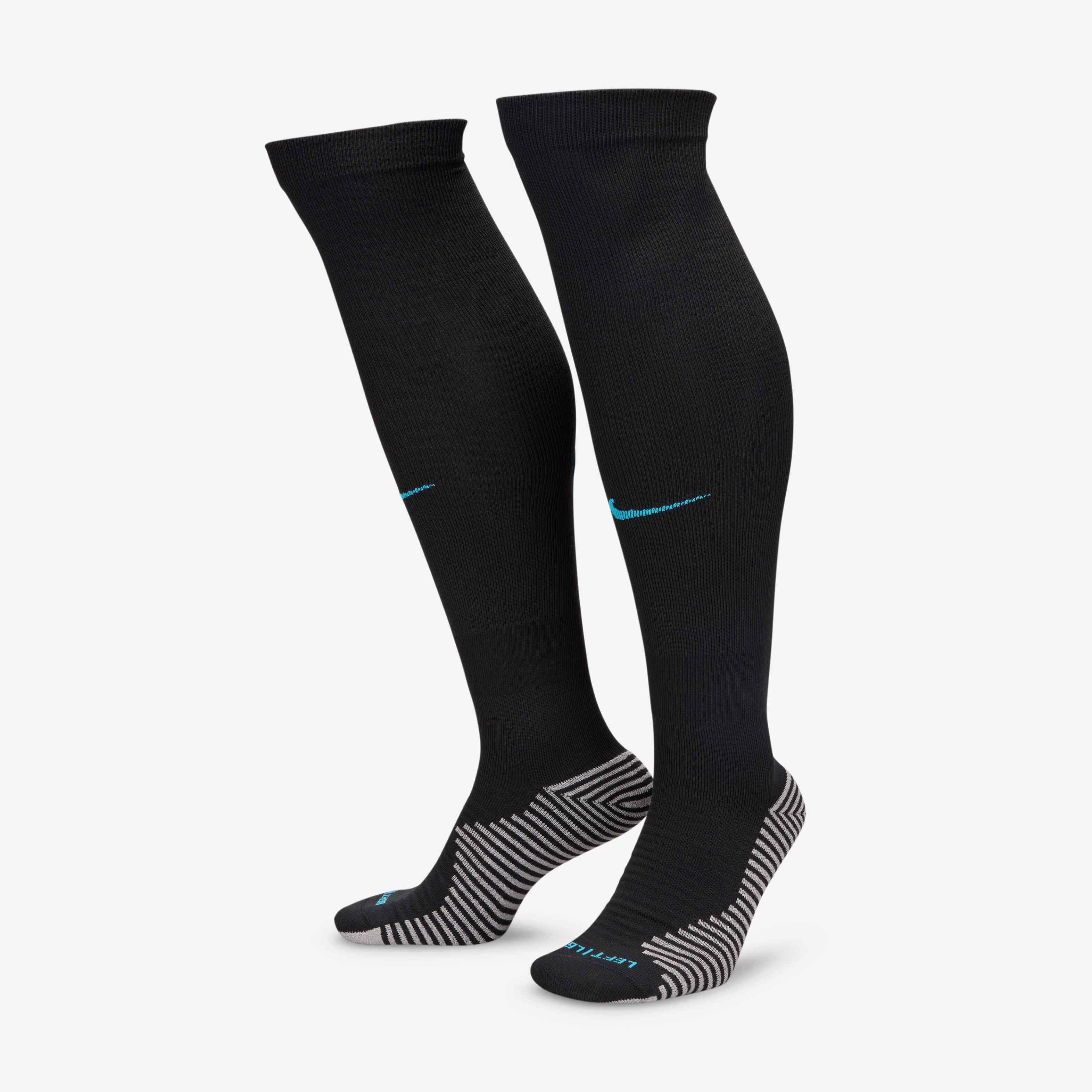 إنتر ميلان سترايك الأساسي image number 0