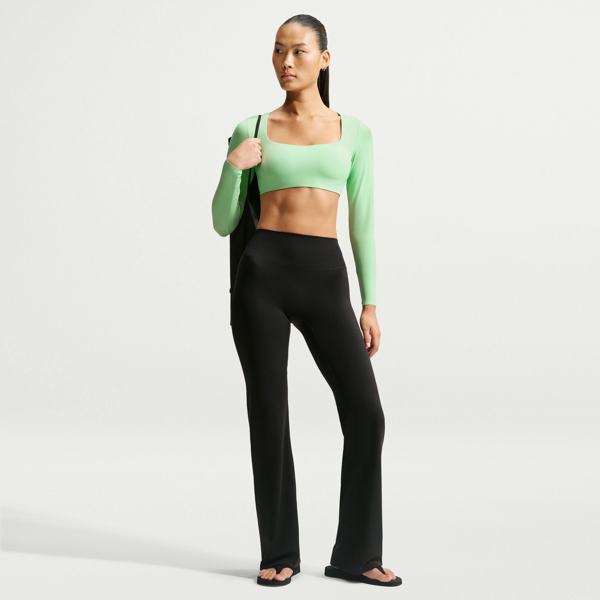 Nike Zenvy image number 0