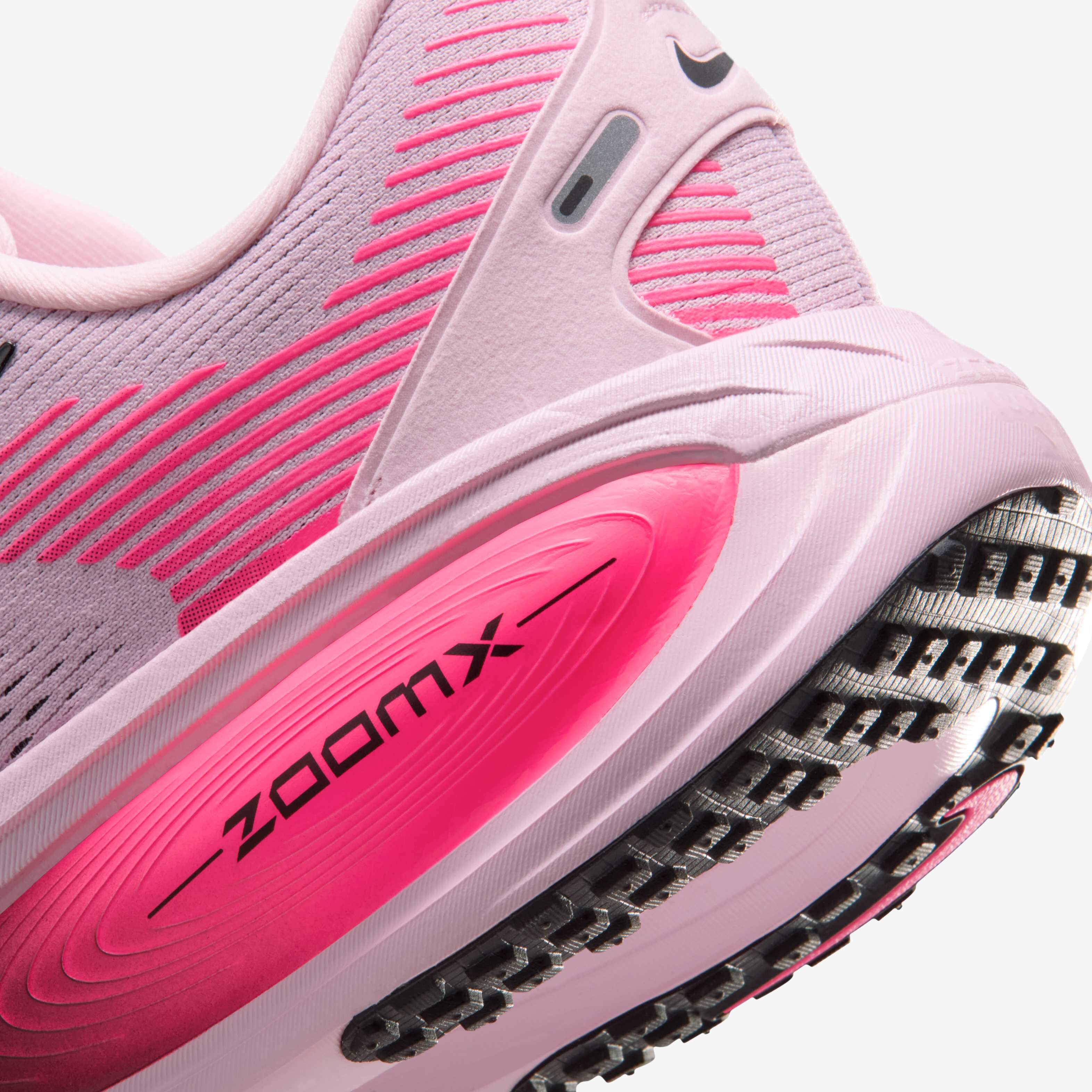 Nike Vomero 18 image number 7