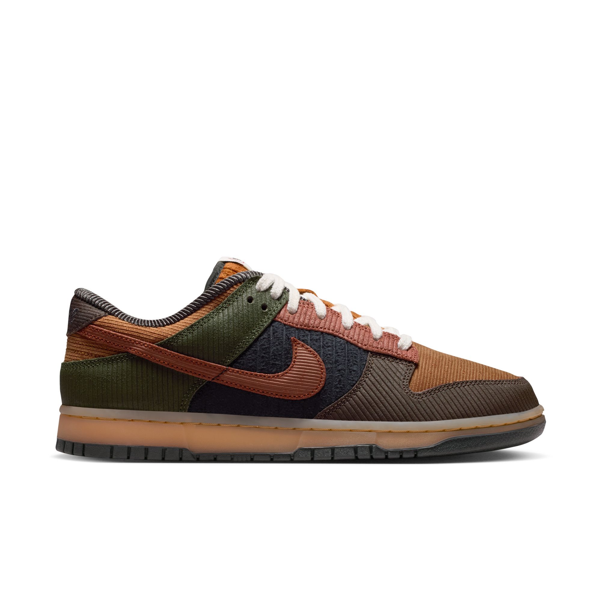Nike Dunk Low Retro Premium image number 6