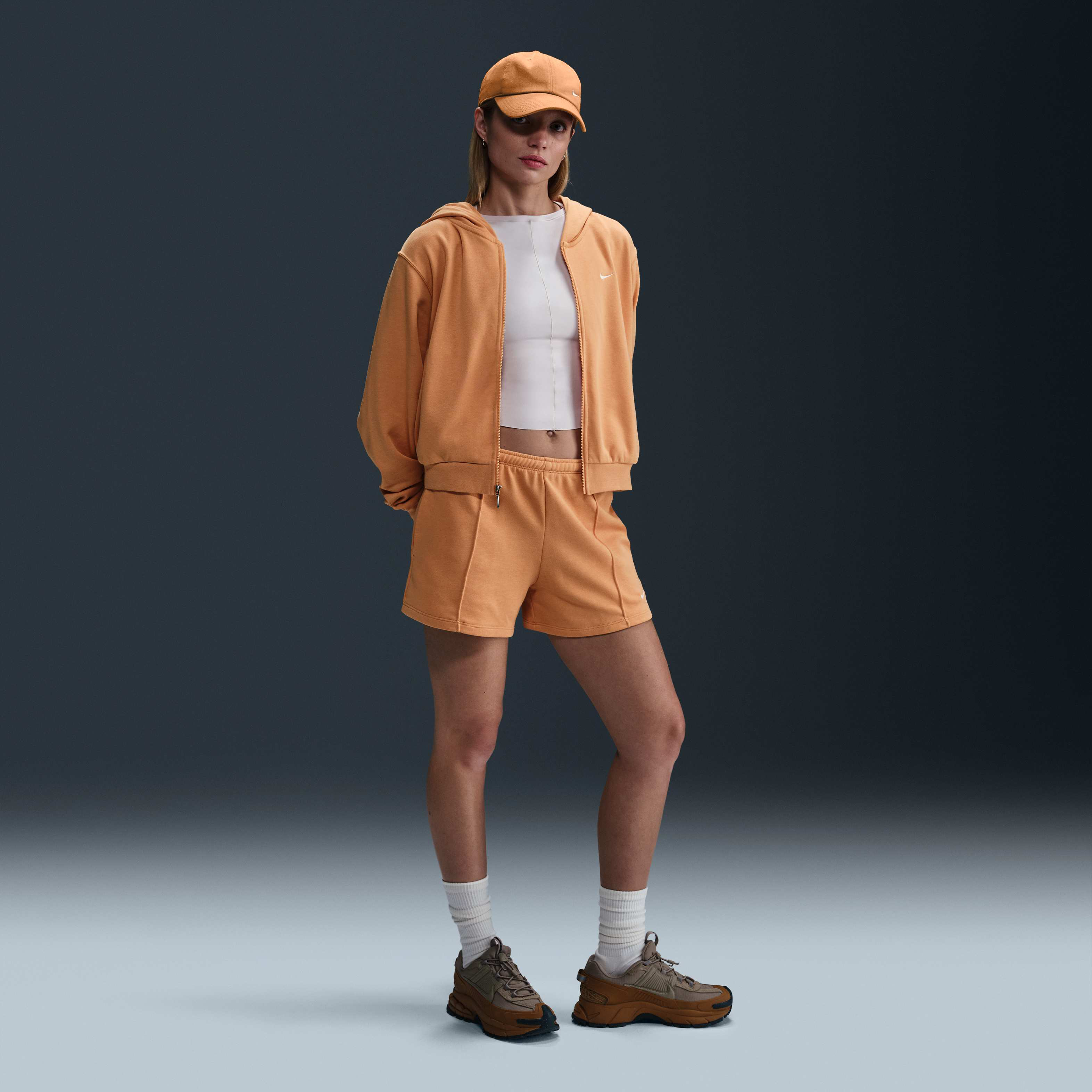 Nike Sportswear Chill Terry image number 3