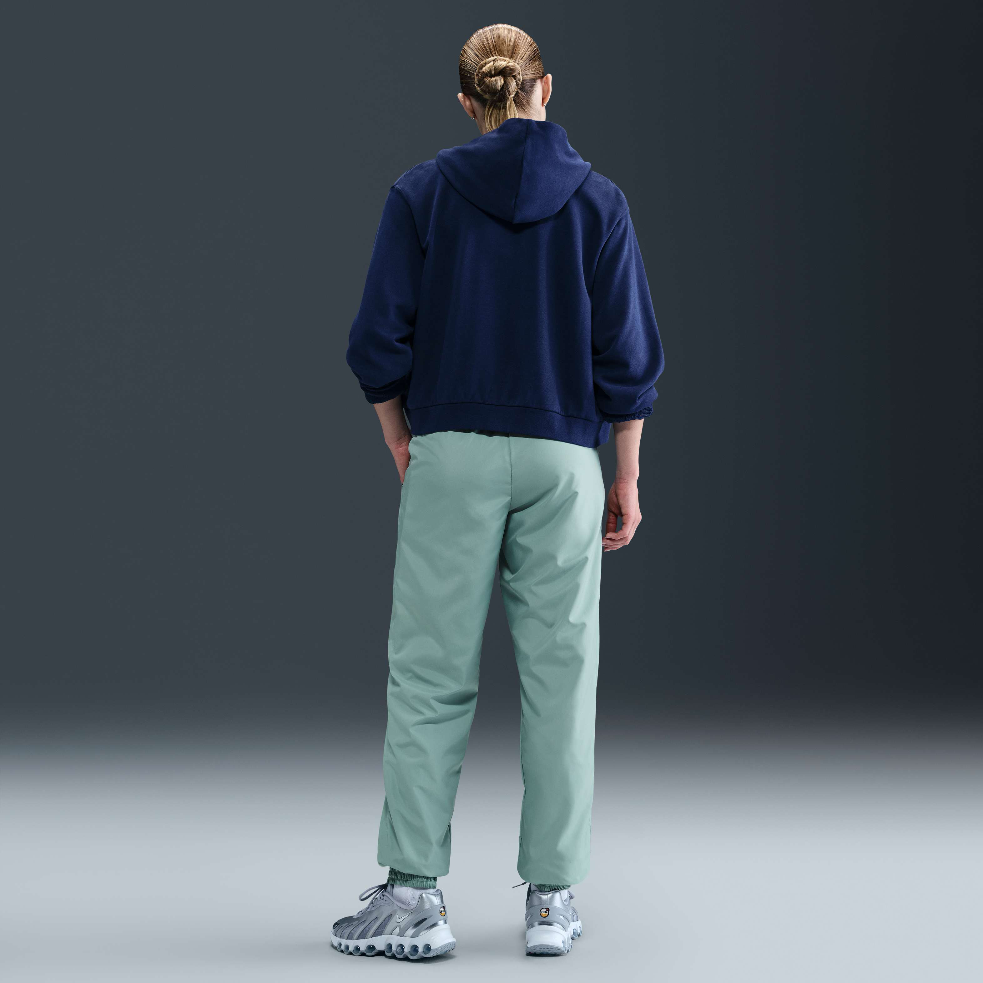 Nike Sportswear Classic Wovens image number 3