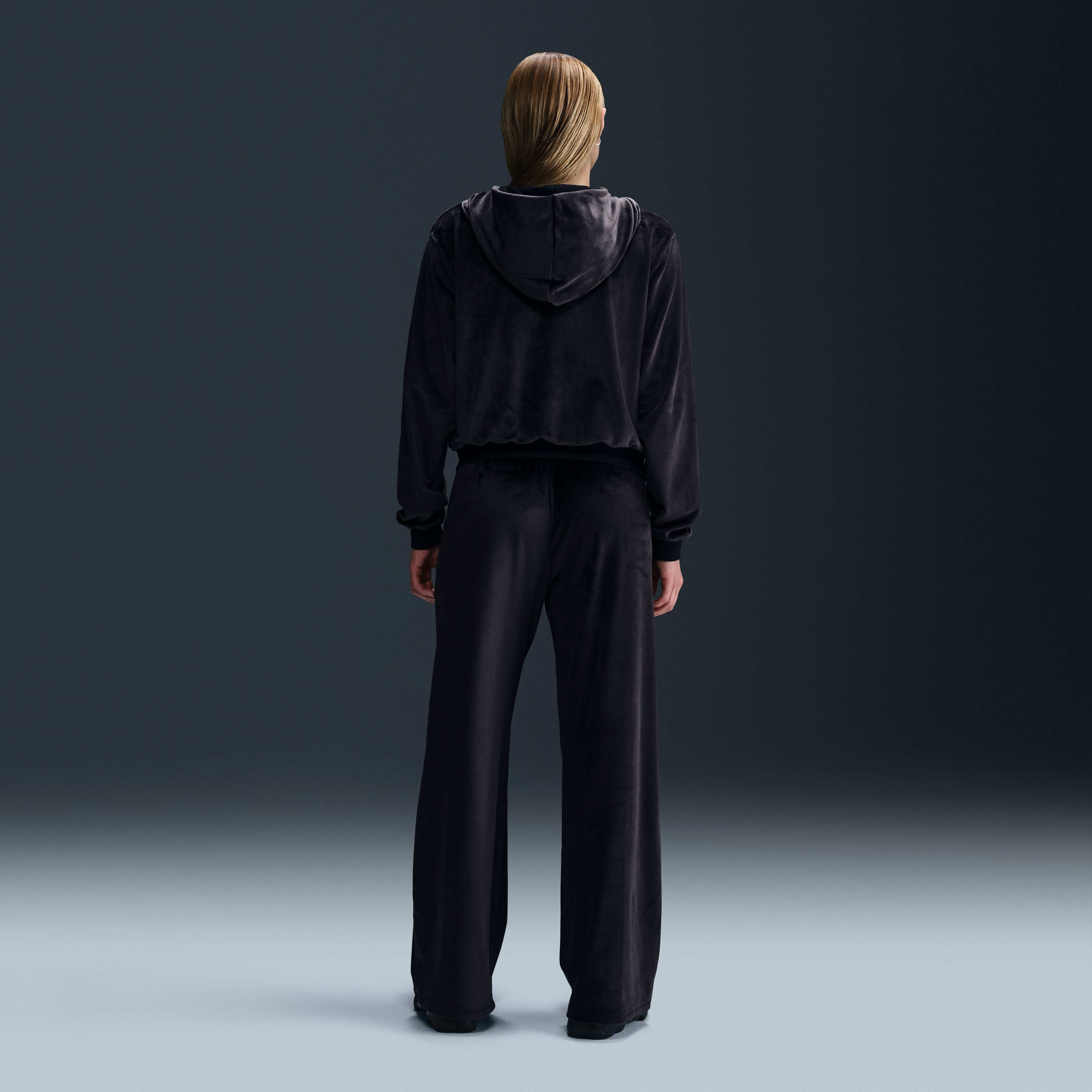 Nike Sportswear Chill Knit image number 4