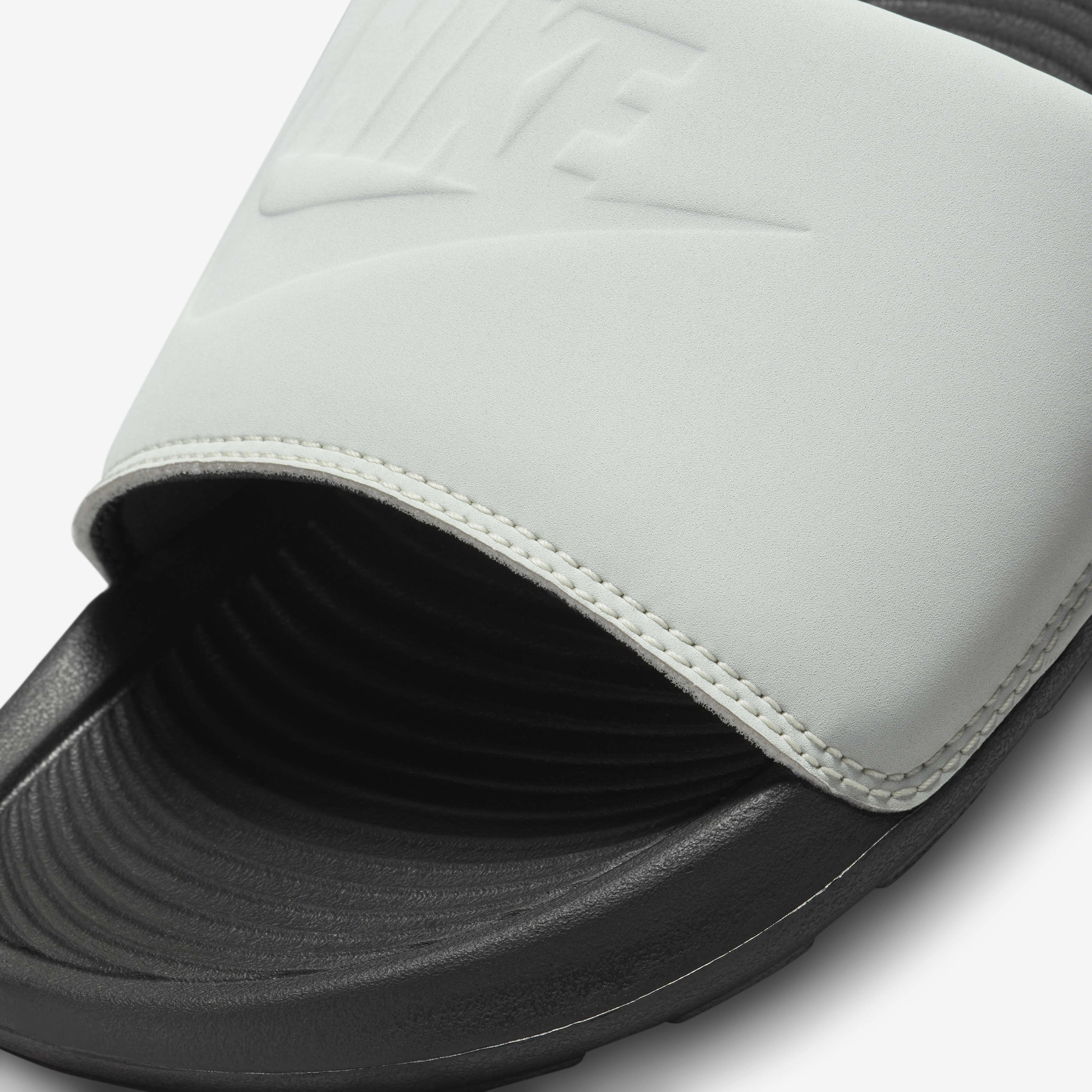 نايكي فيكتوري ون image number 5