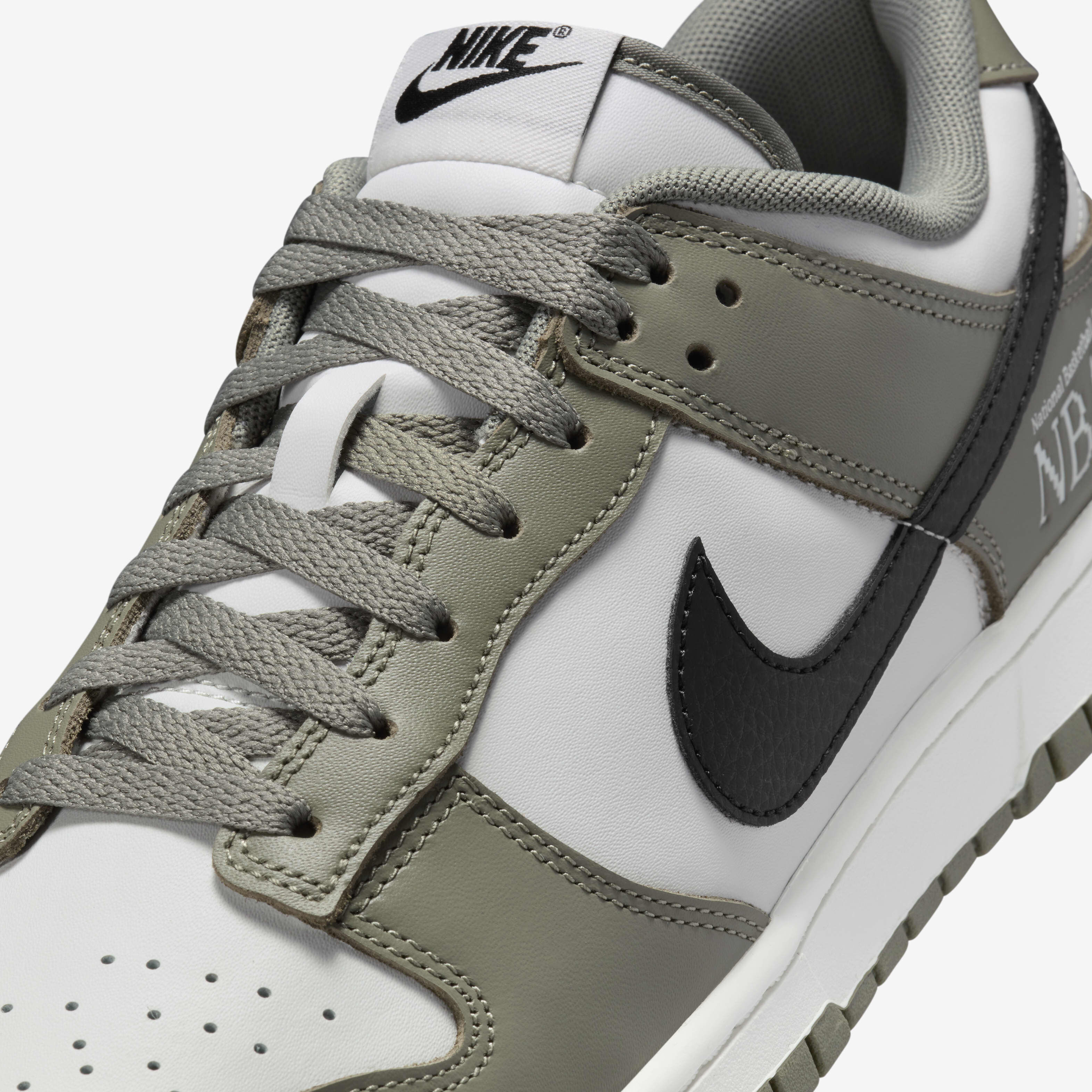 Nike Dunk Low image number 6