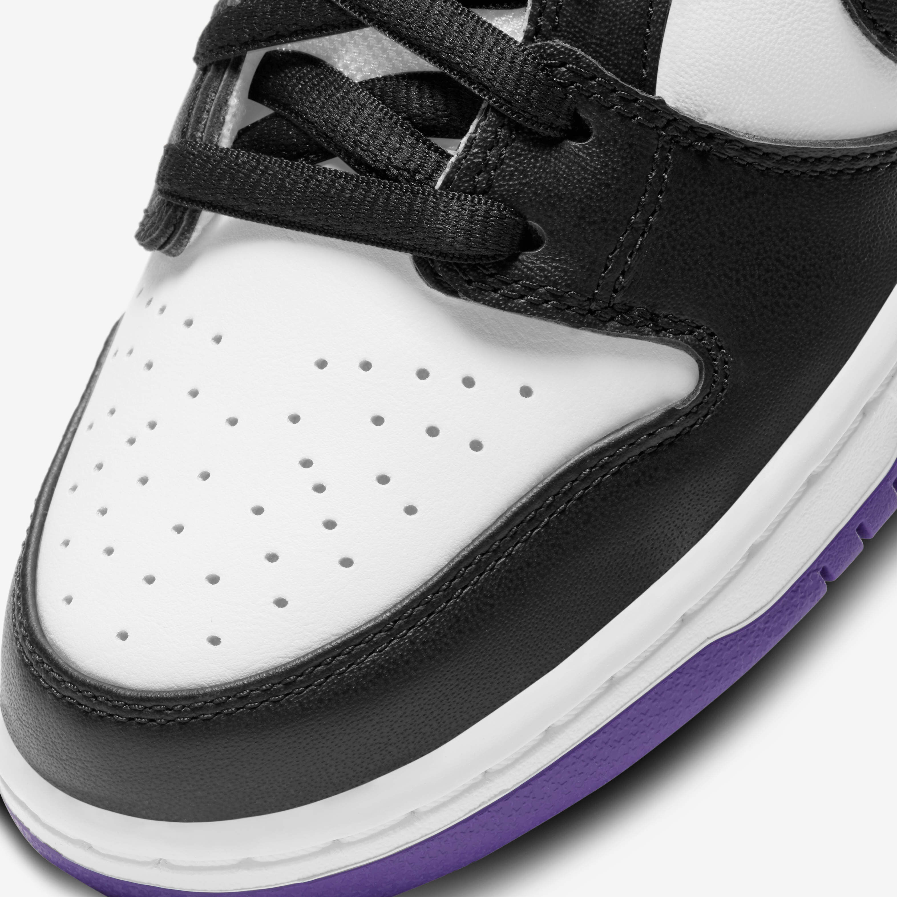 Nike SB Dunk Low Pro image number 6