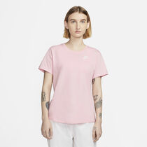 Nike Sportswear Club Essentials
