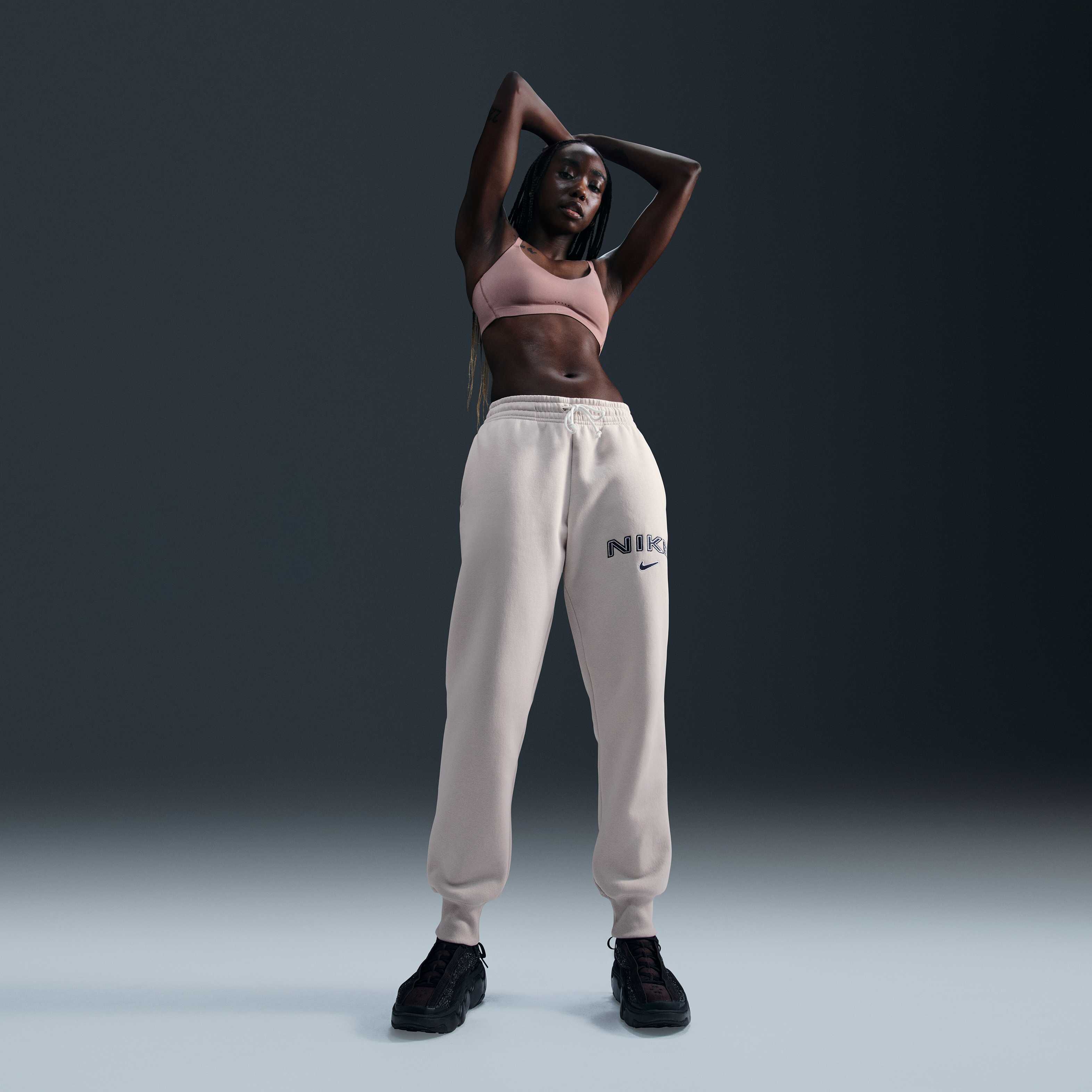 Nike Alate Minimalist image number 3