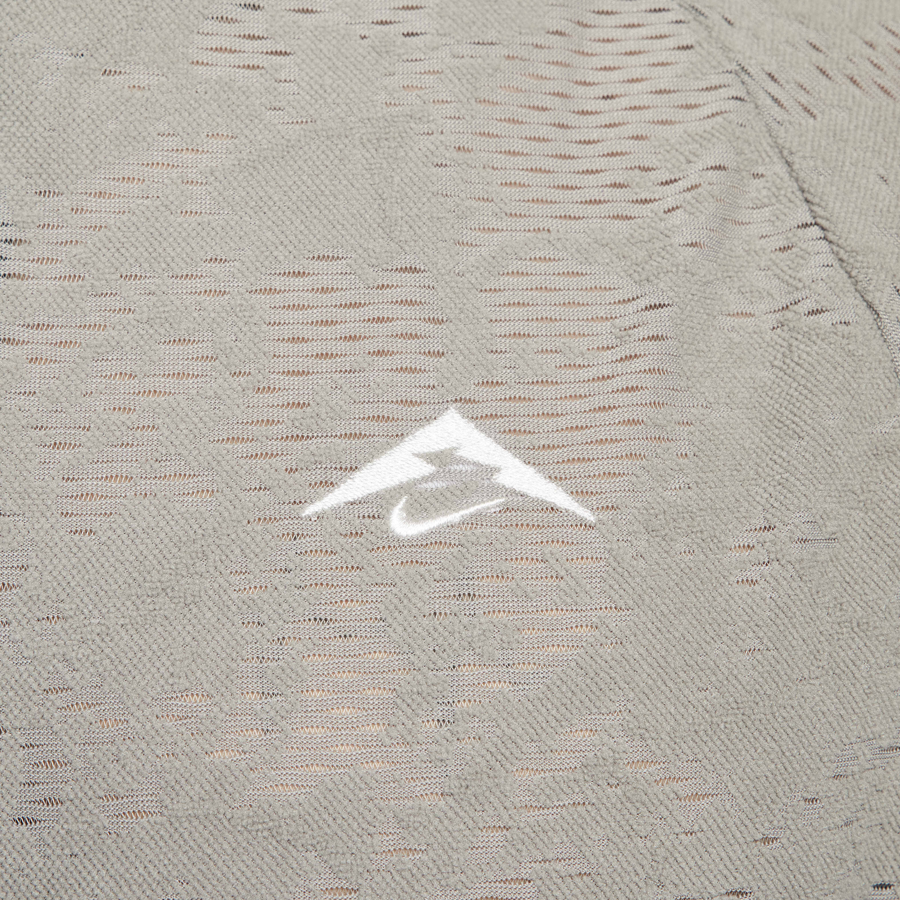 نايكي تريل image number 3