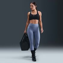 Nike Universa