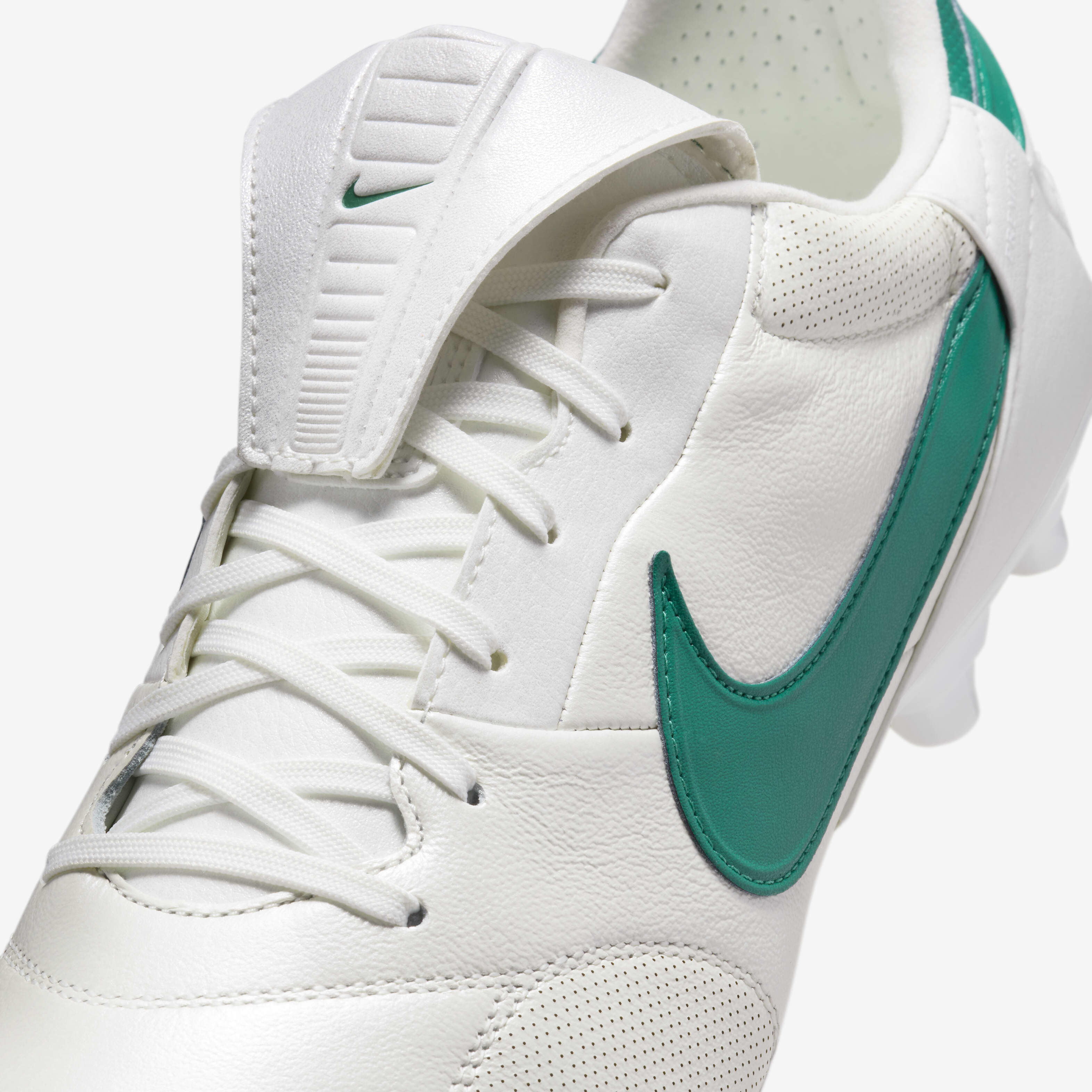 Nike Premier 3 image number 7