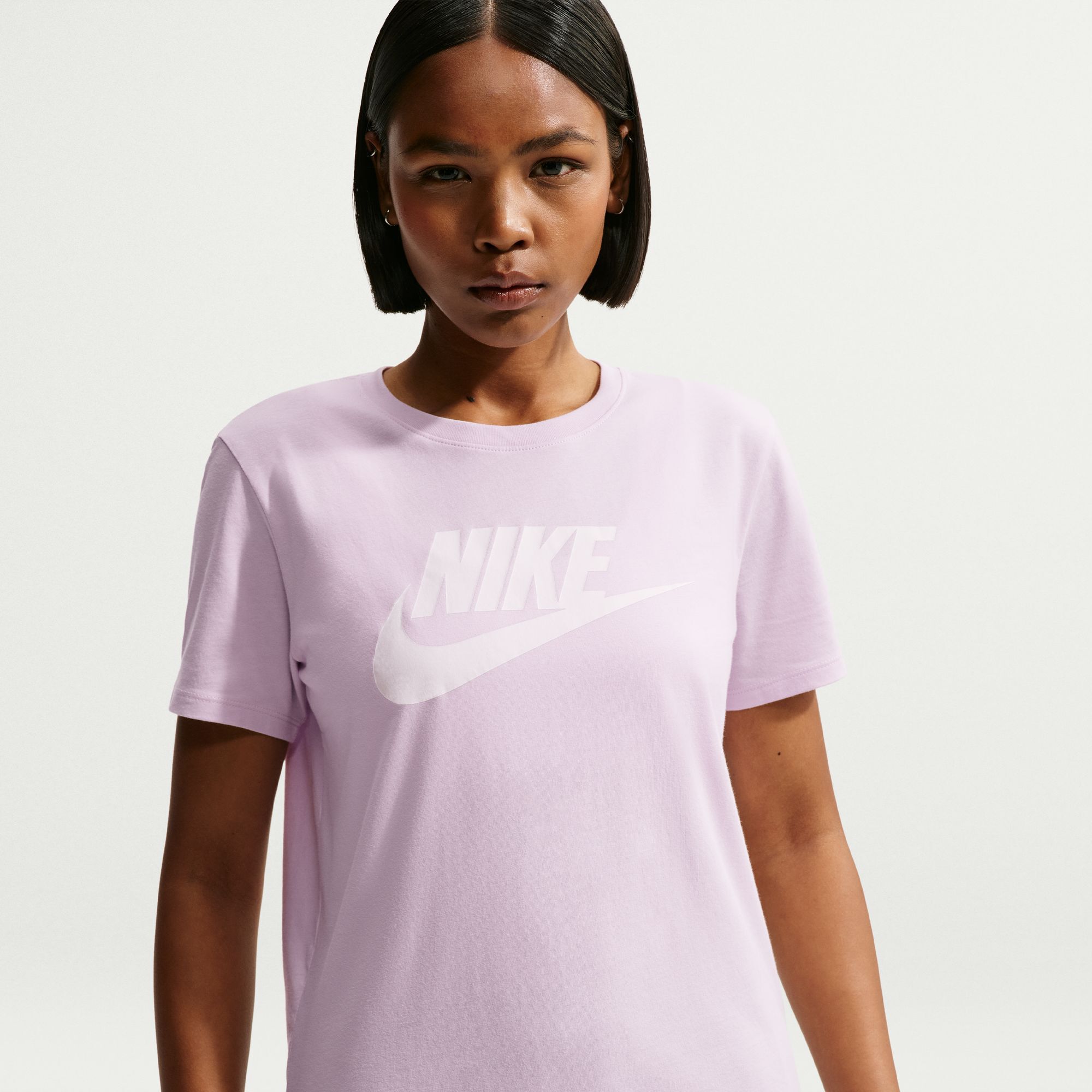 Nike Sportswear Essentials image number 2