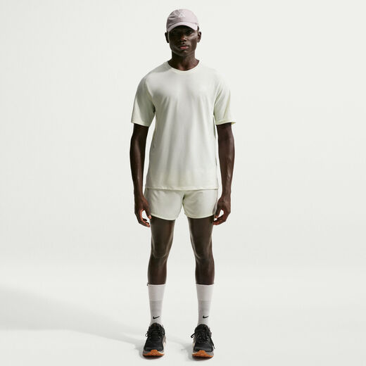 نايكي ايه سي جي