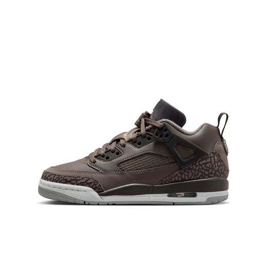 Youth jordan sneakers hot sale