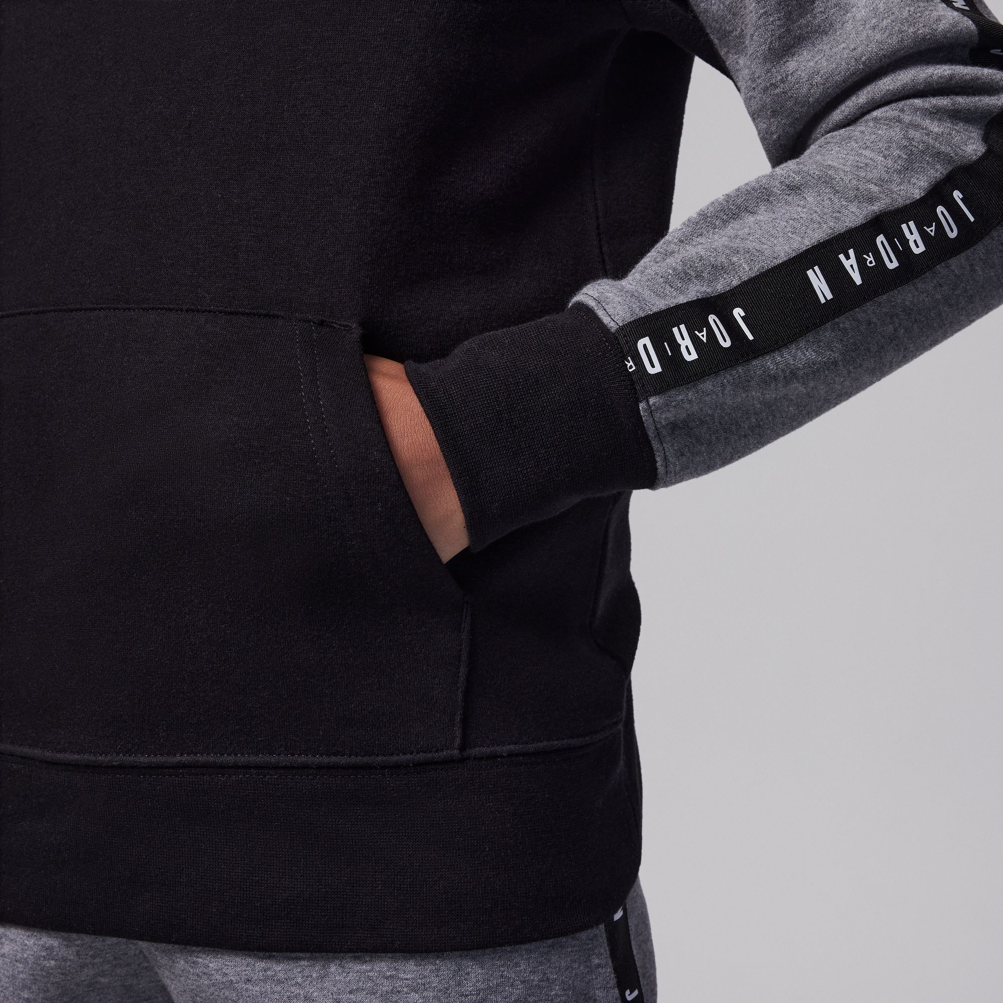 بلوفر جوردن فلايت سايدلاين فليس image number 2