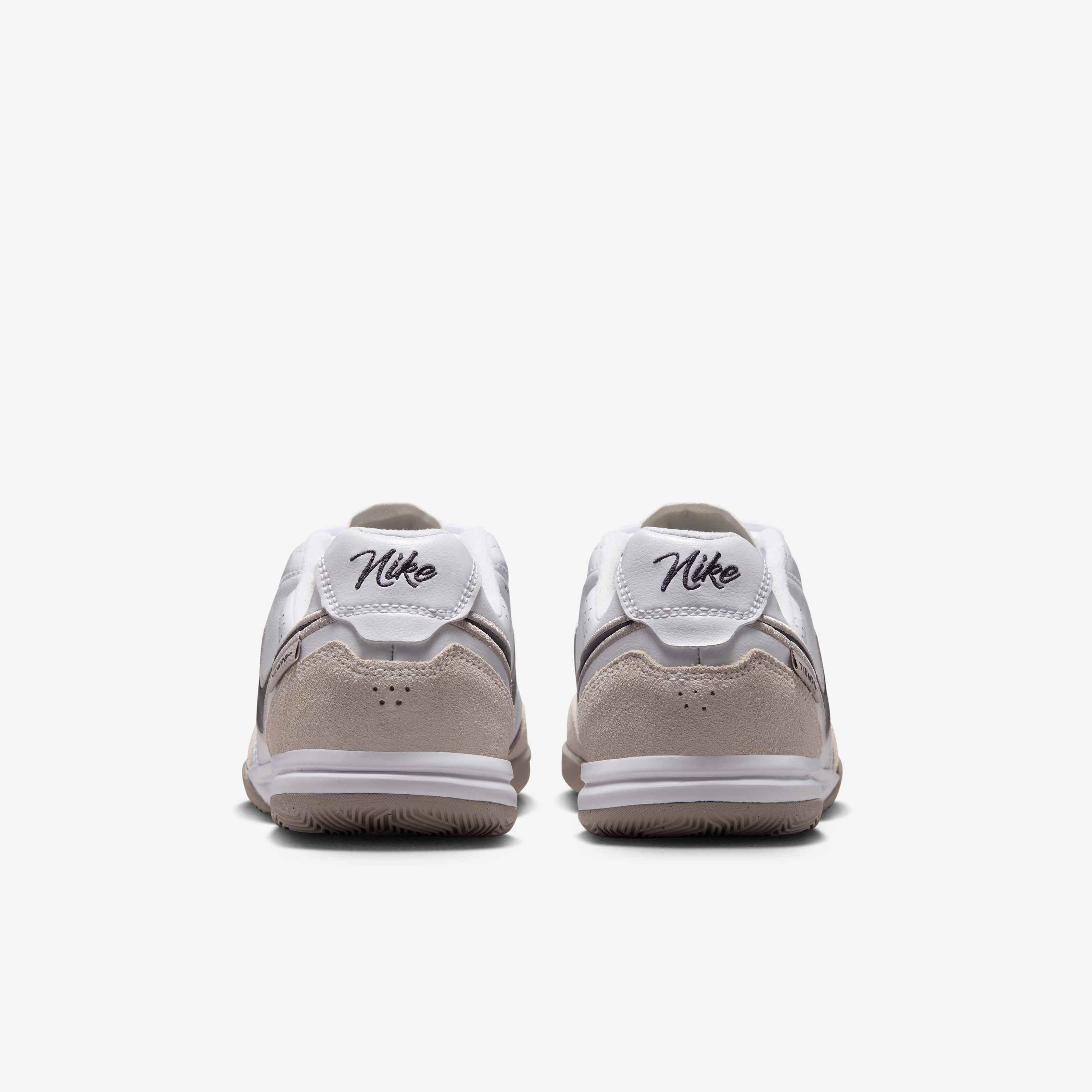 Nike Jr. Tiempo Streetgato image number 5