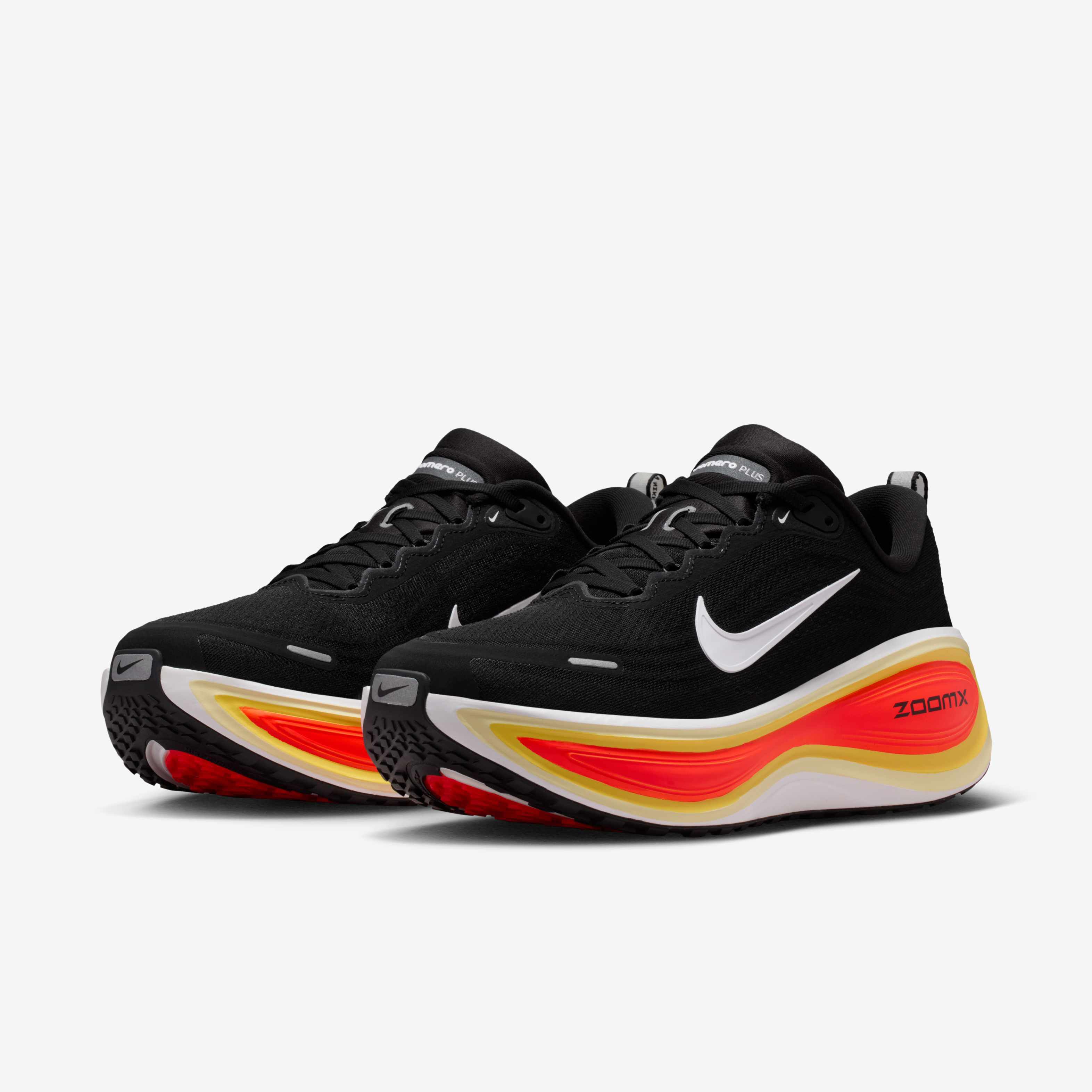 Nike Vomero Plus image number 4
