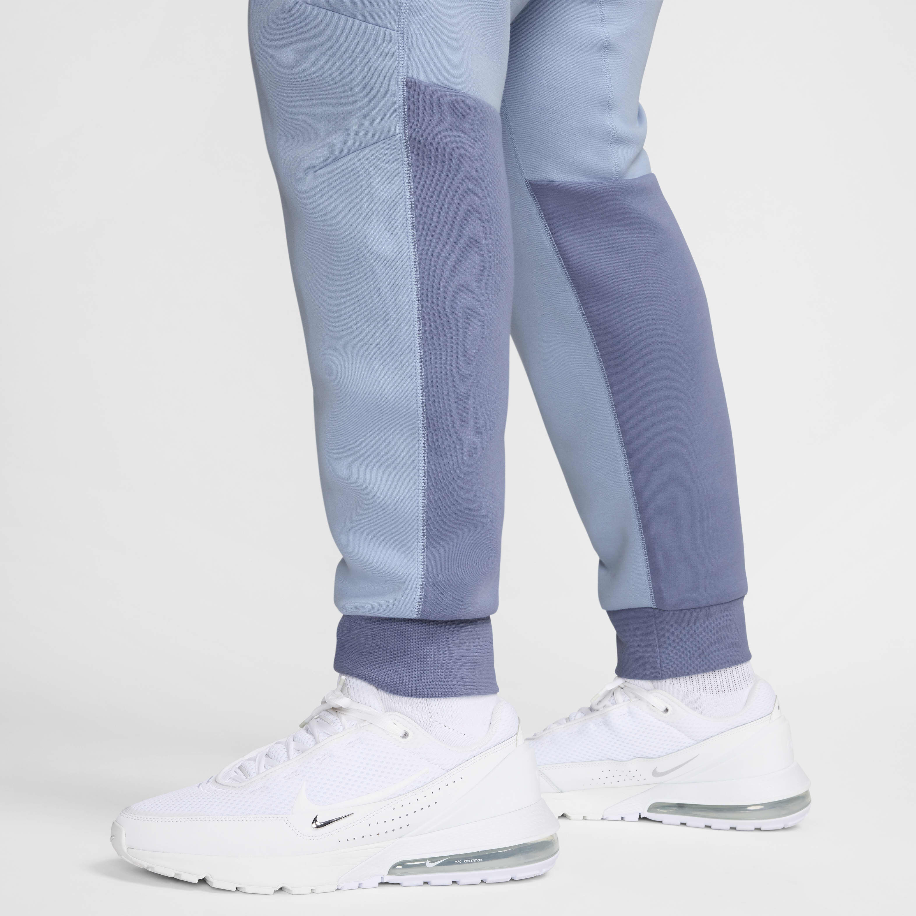 Blue nike joggers mens store