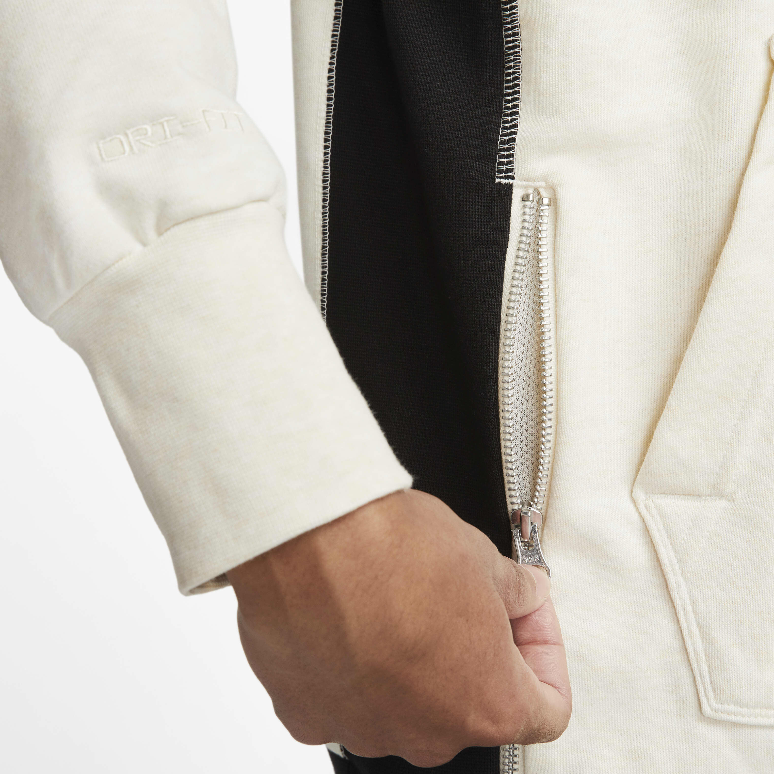 Nike Standard Issue image number 5