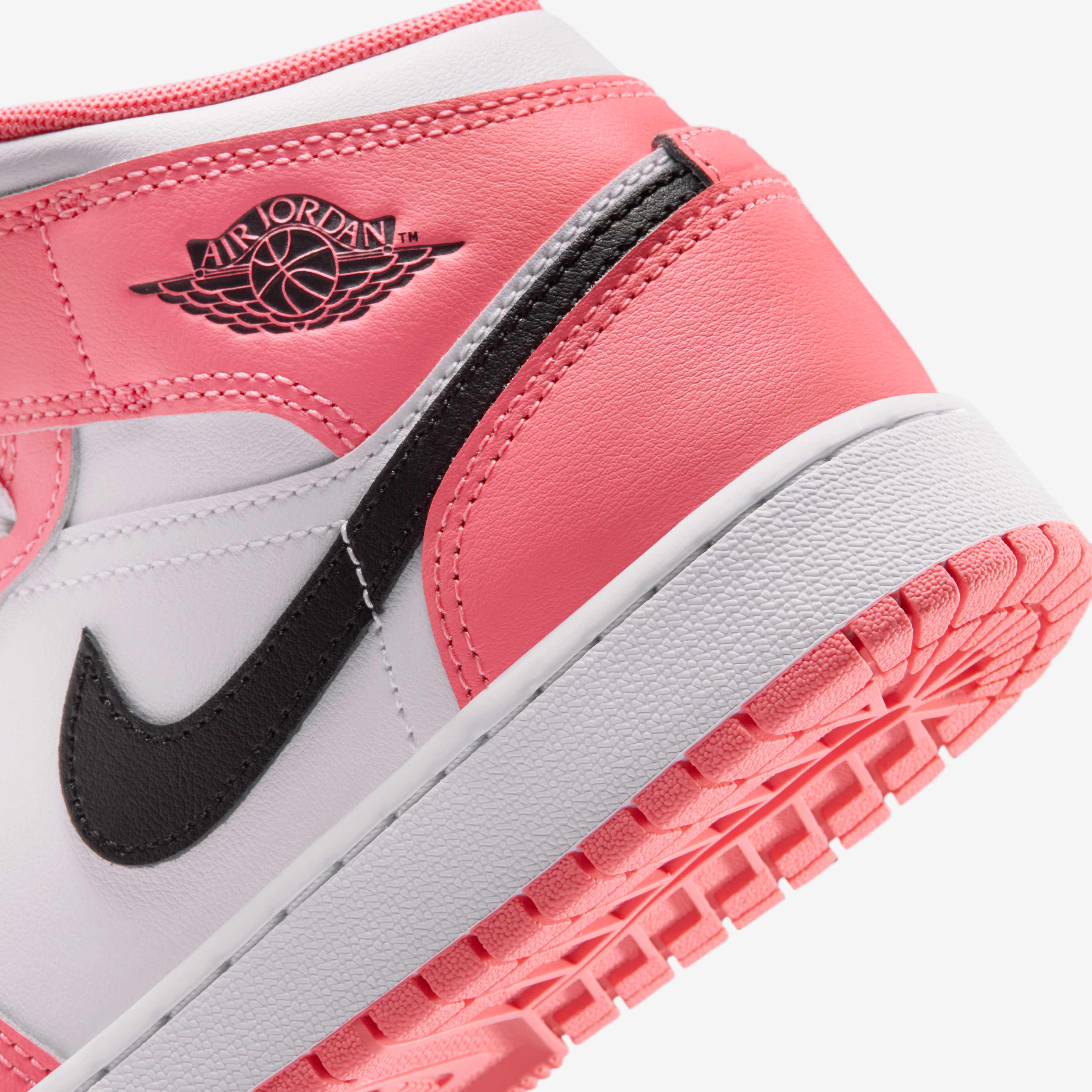 Air Jordan 1 Mid image number 7