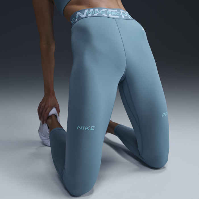 Nike Pro image number 2 Nike Pro image number 2