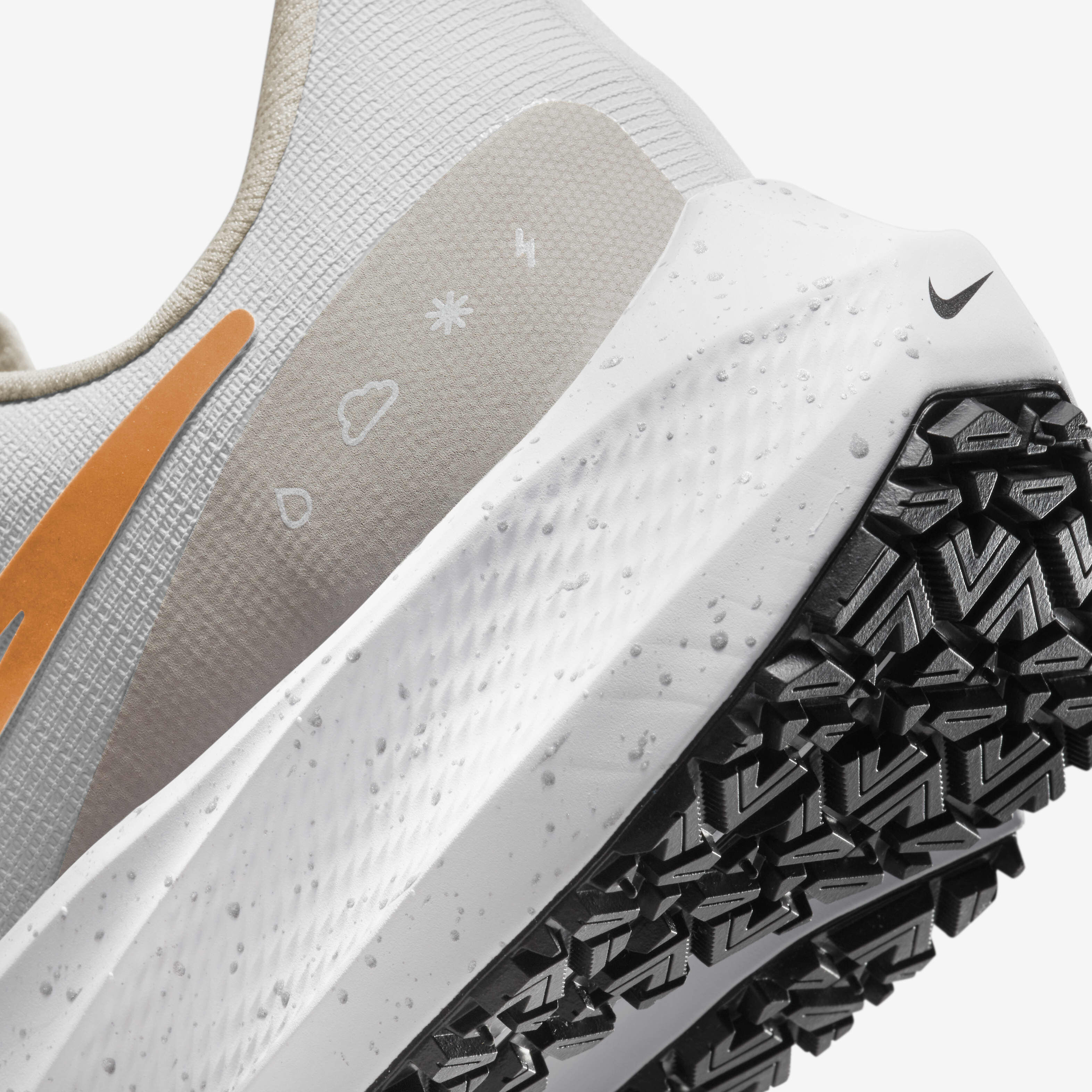 Nike Pegasus 39 Shield image number 7
