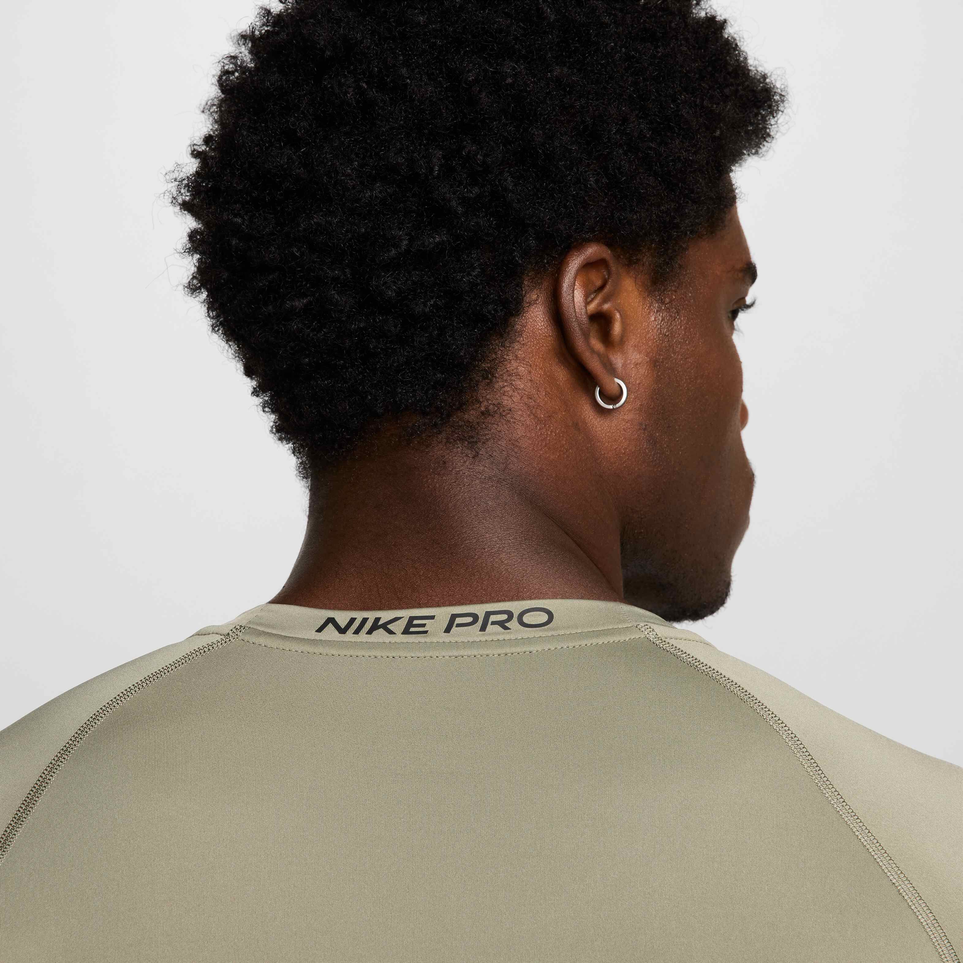 نايكي برو image number 4