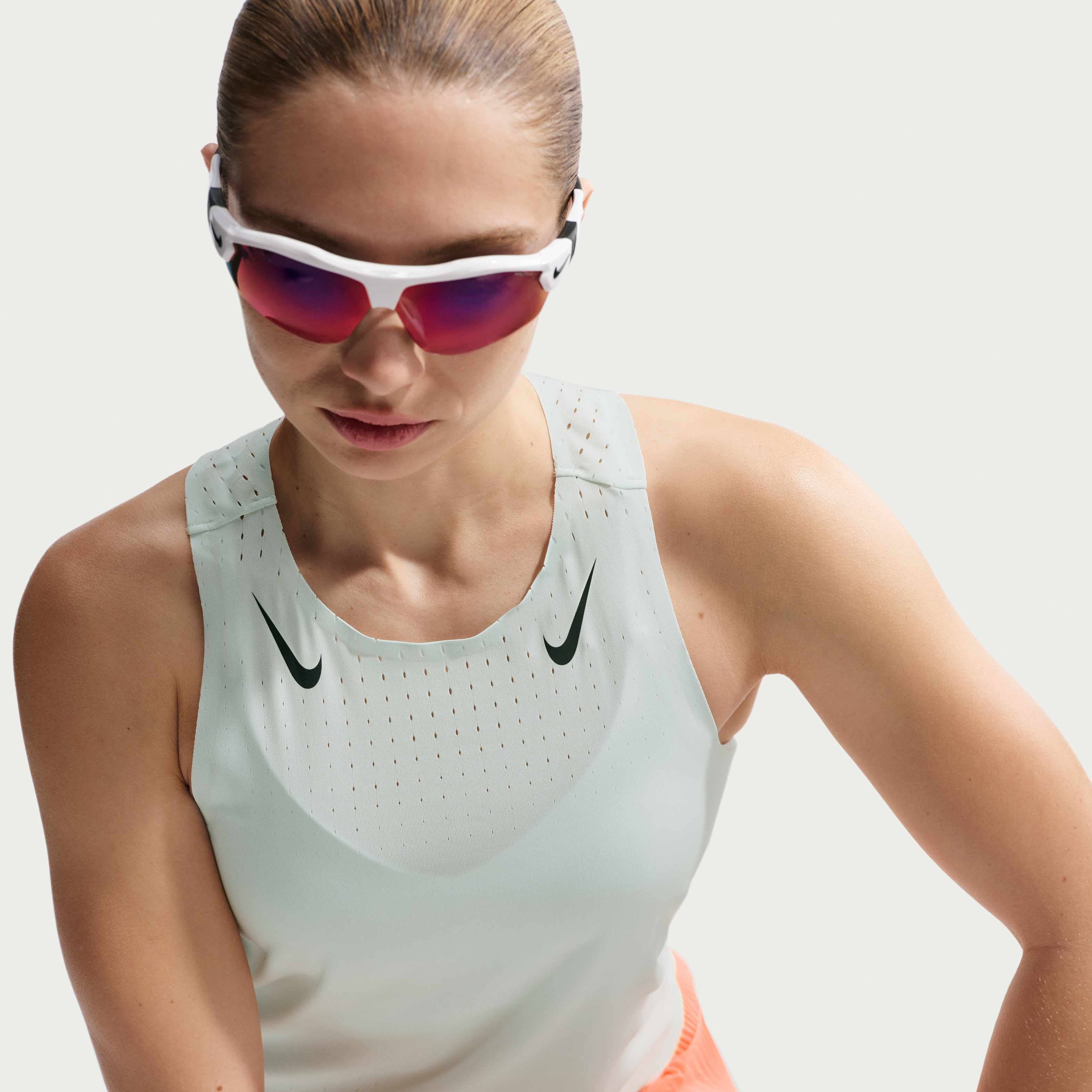 Nike AeroSwift image number 2