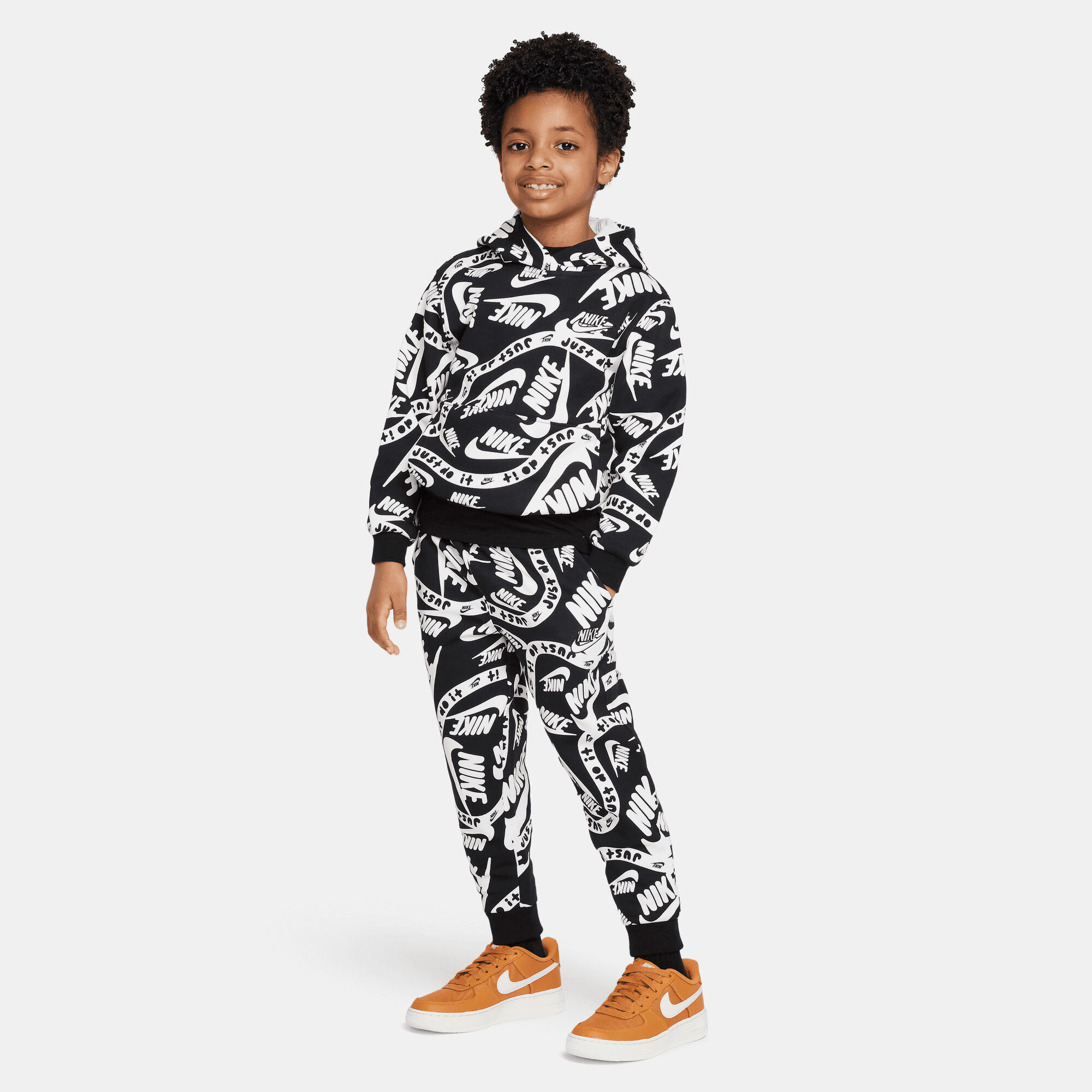 Nike Sportswear Club Printed Joggers image number 4