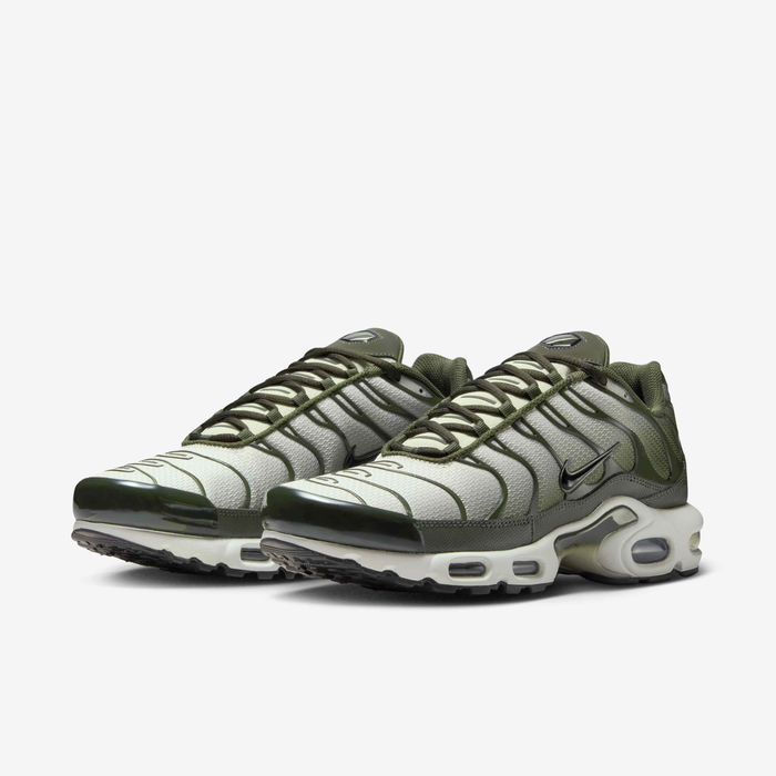 Nike Air Max Plus image number 4 Nike Air Max Plus image number 4