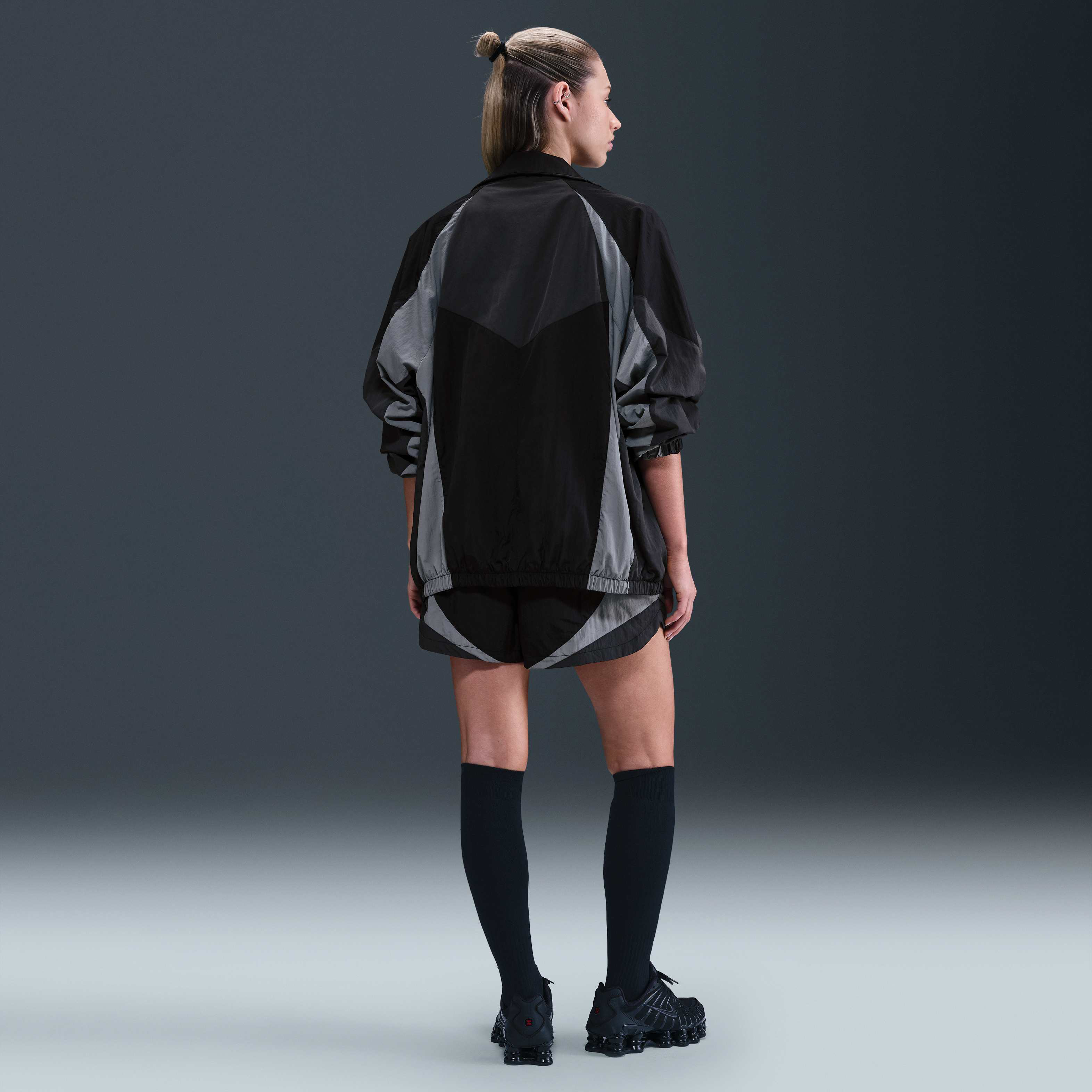 نايكي سبورتسوير image number 4