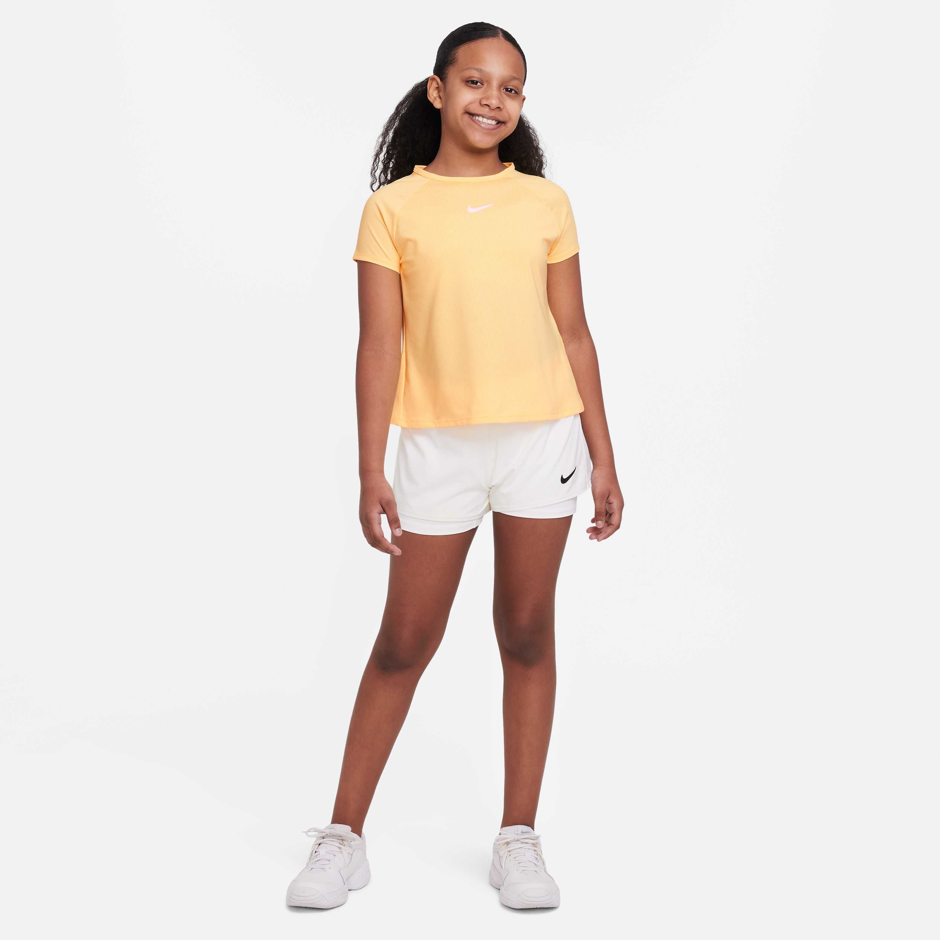 NikeCourt Dri-FIT Victory image number 4