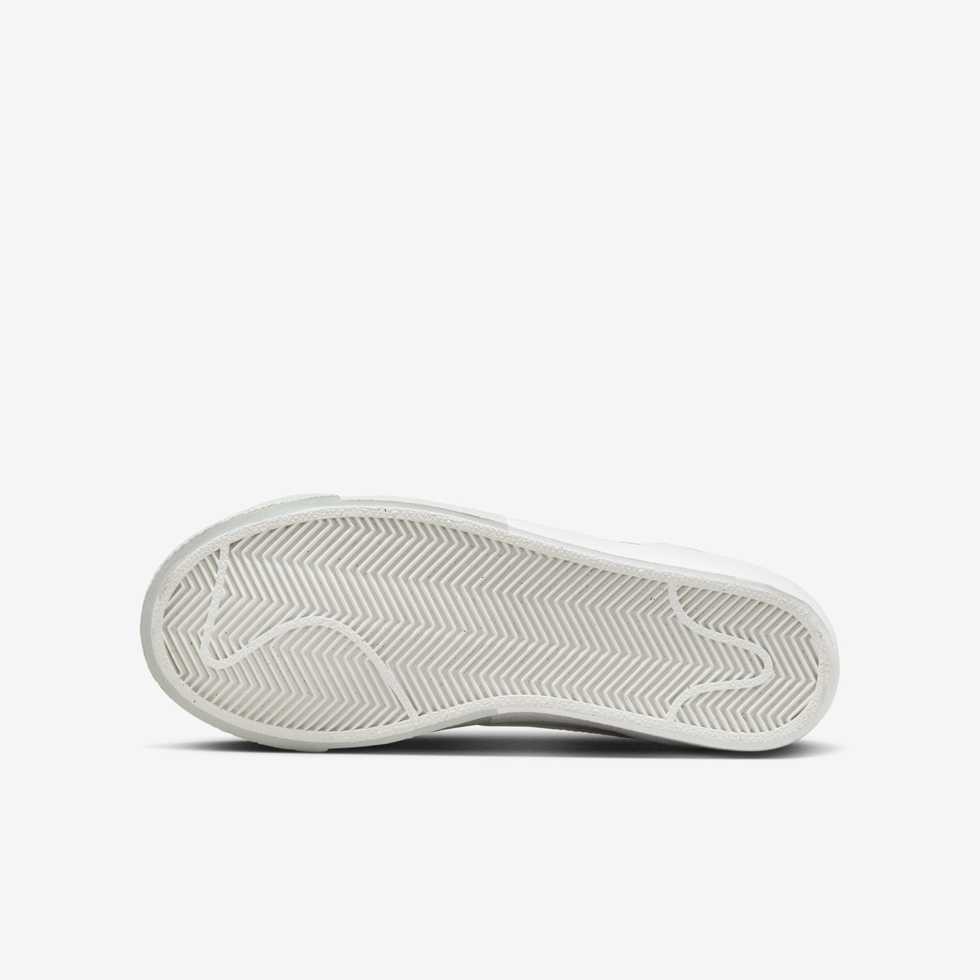 نايكي بليزر ميد '77 SE image number 1