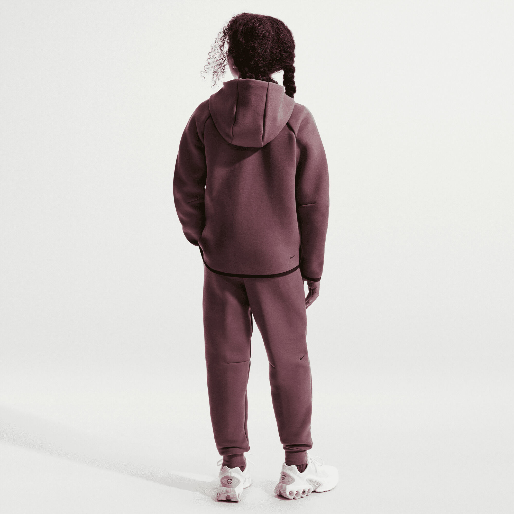 Nike Sportswear Tech Fleece image number 1
