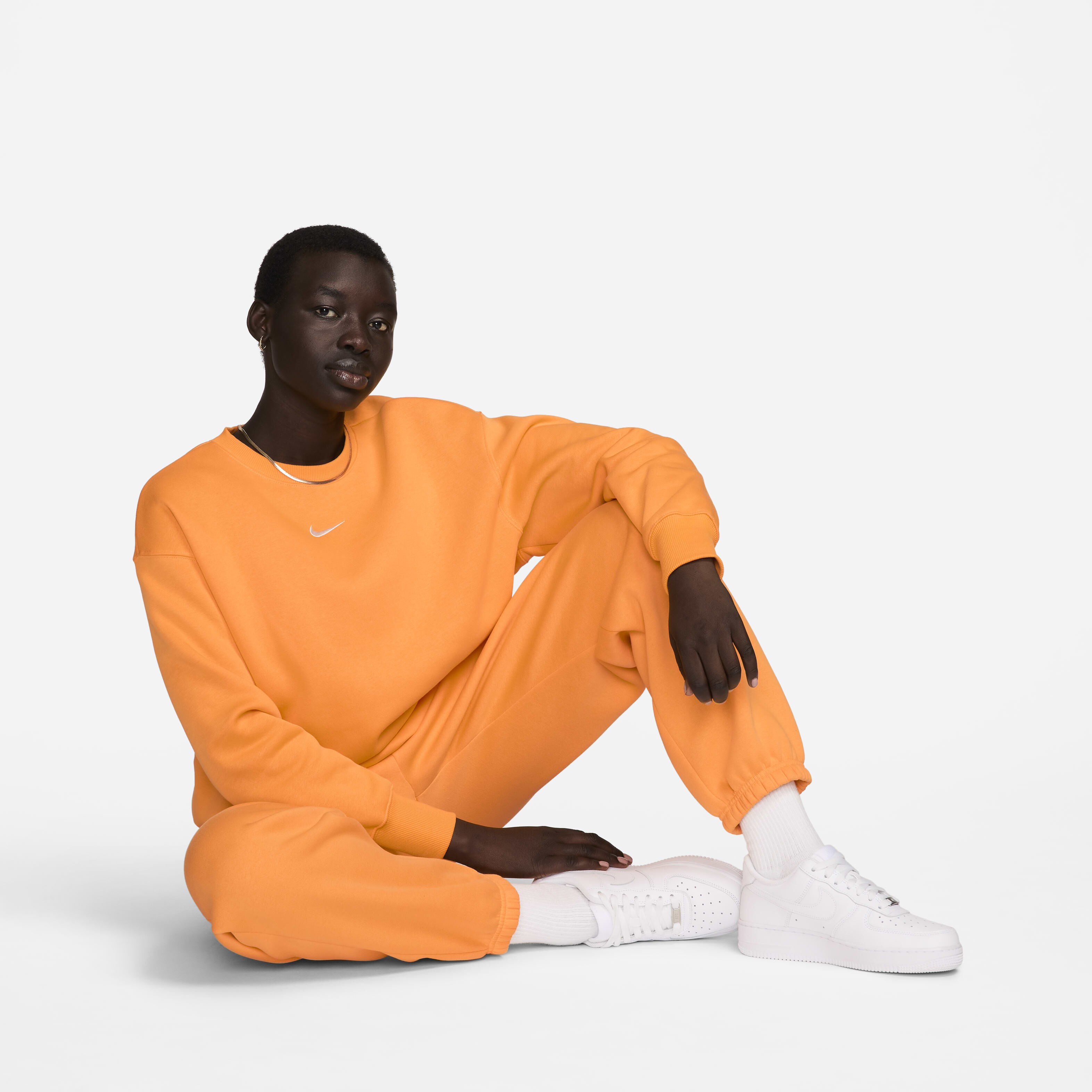 نايكي سبورتسوير فينكس فليس image number 6