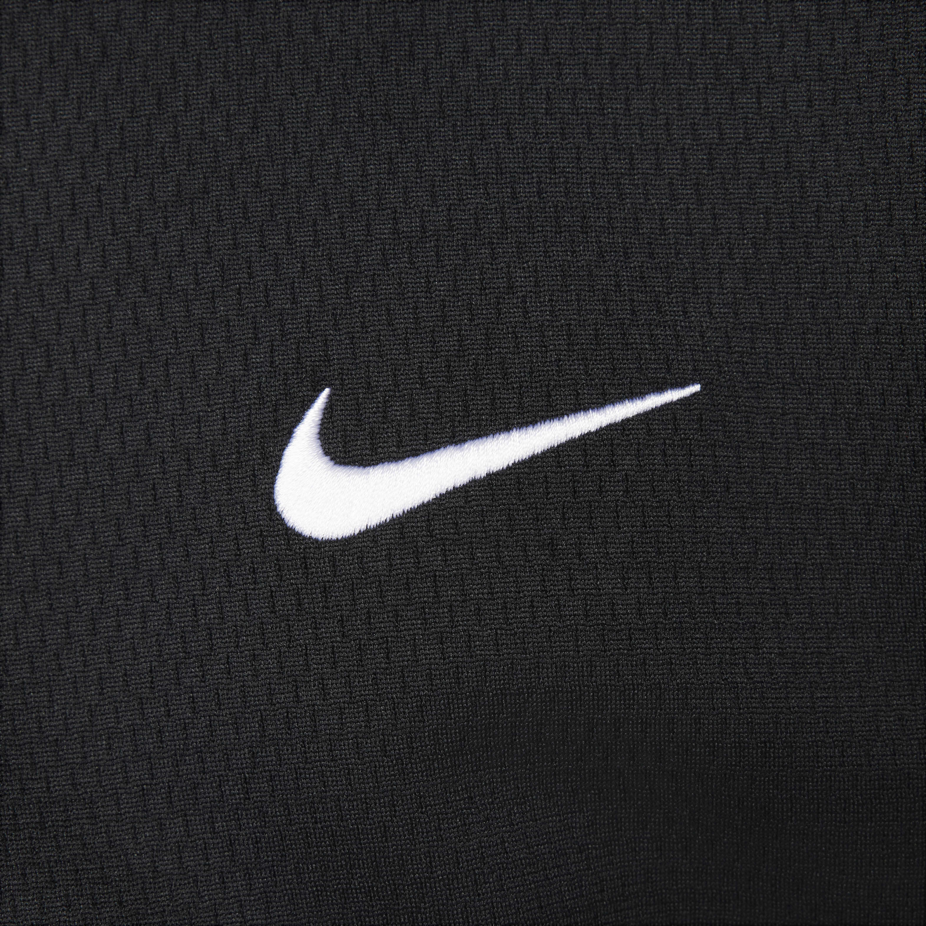 Nike image number 3