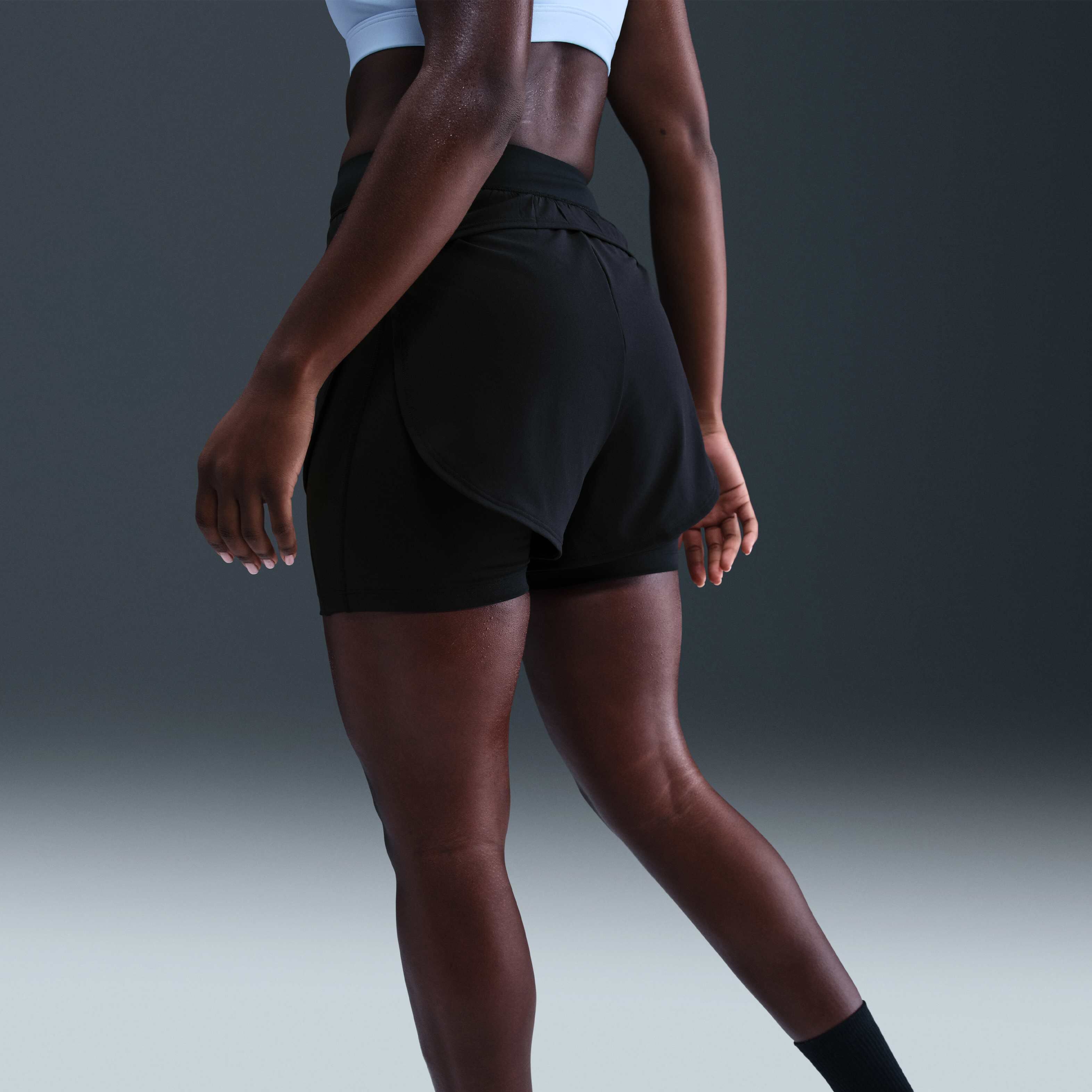 Nike Universa image number 2