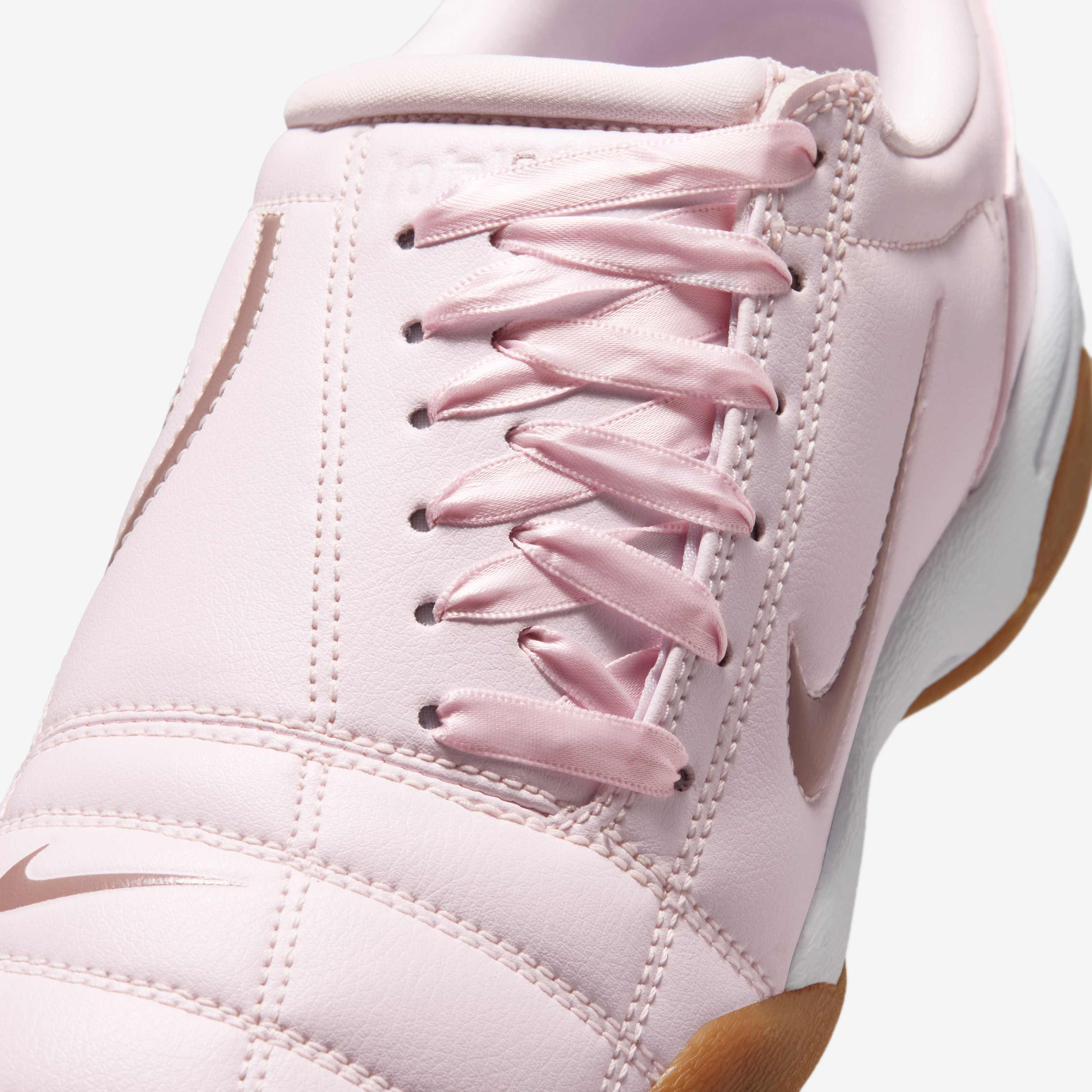 Nike Total90 image number 6