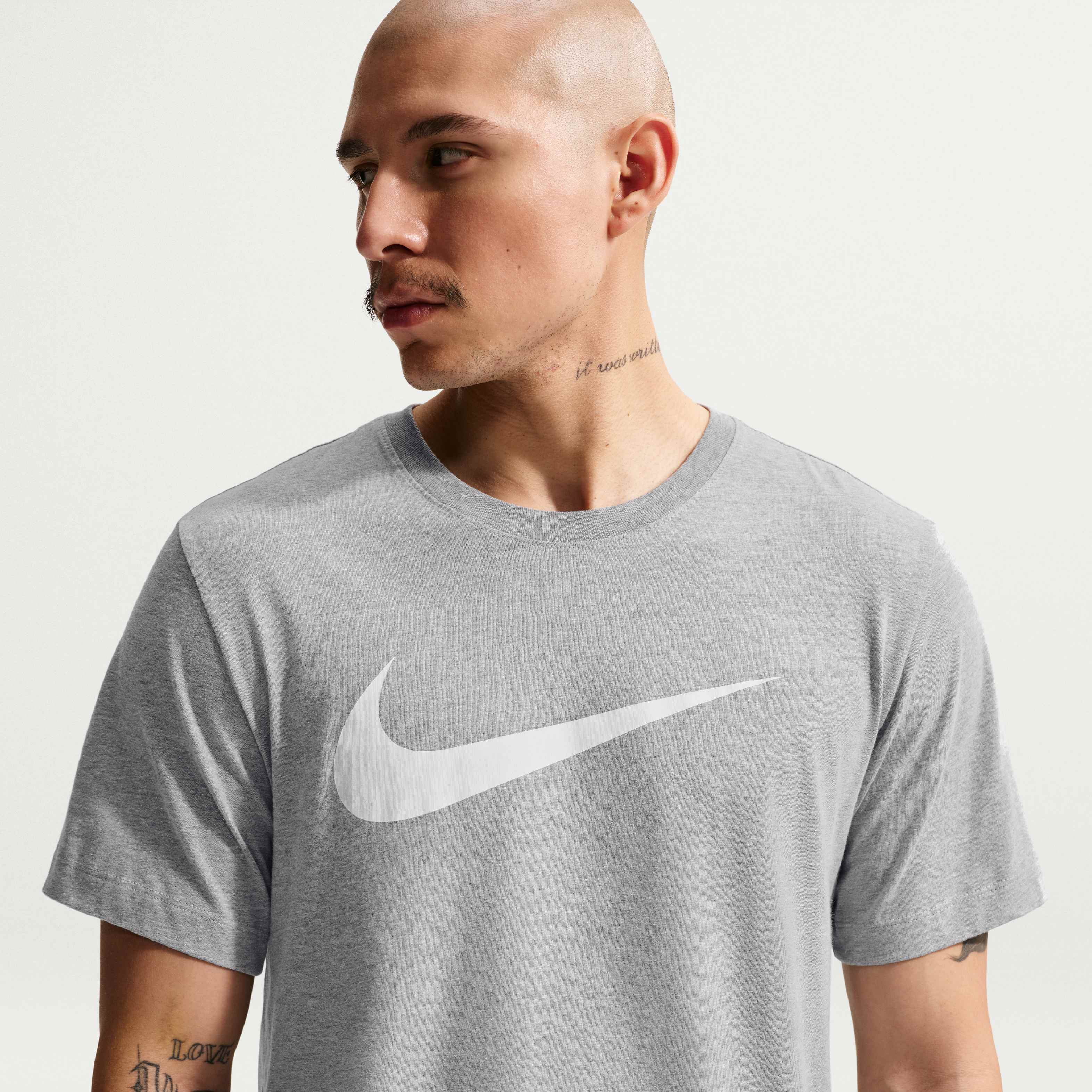 Nike Sportswear Swoosh image number 0